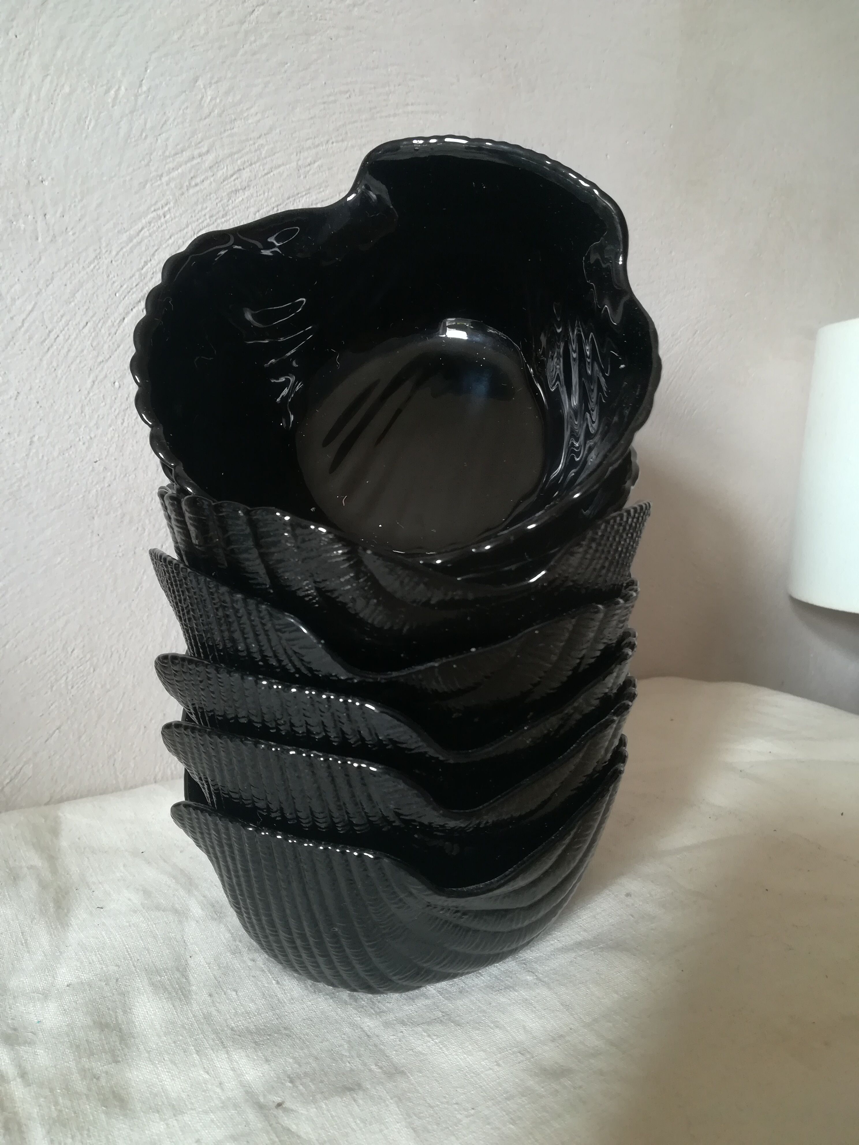 Set de 7 coupelles coquillage noir