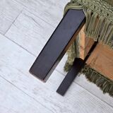 Canapé danois 2 places des années 1970, revêtement en velours, pieds en hêtre.