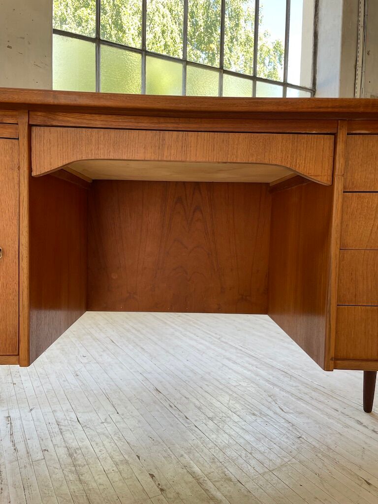 Scandinavian "boomerang" two-sided teak desk Midtjydsk Mobelfabrilk