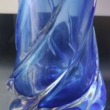 Large murano vase in blown art glass, cobalt blue. star shape. dim 30 x 22 cm