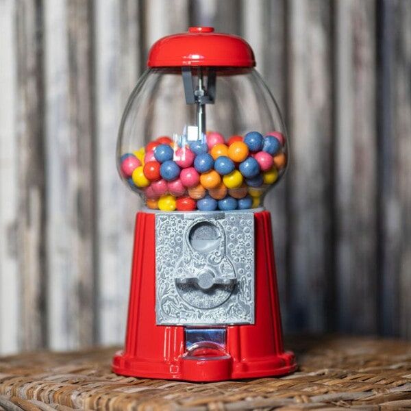 Distributor of metal candy and glass