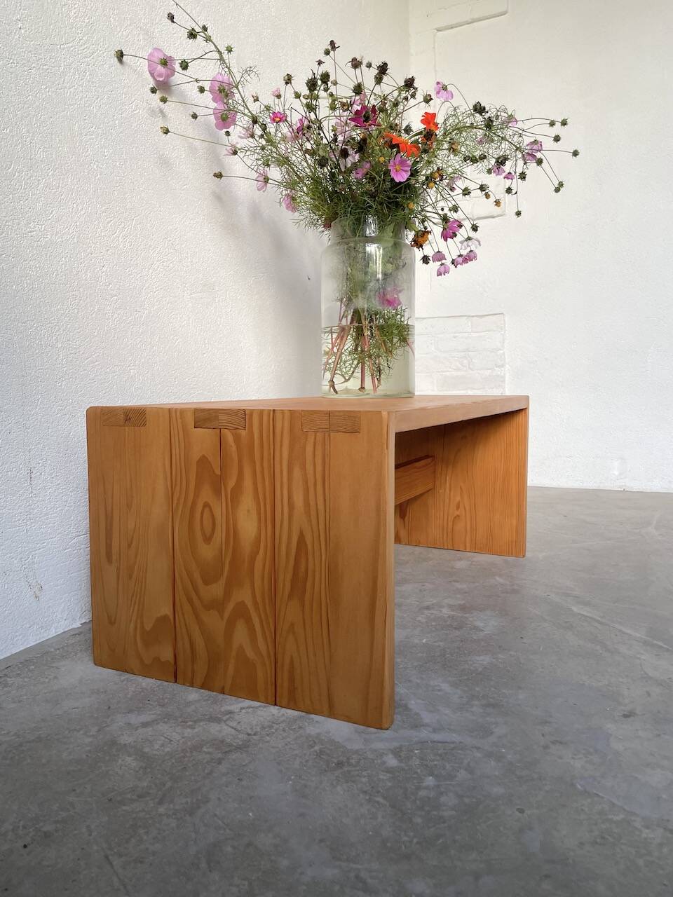 Maison Regain pine coffee table