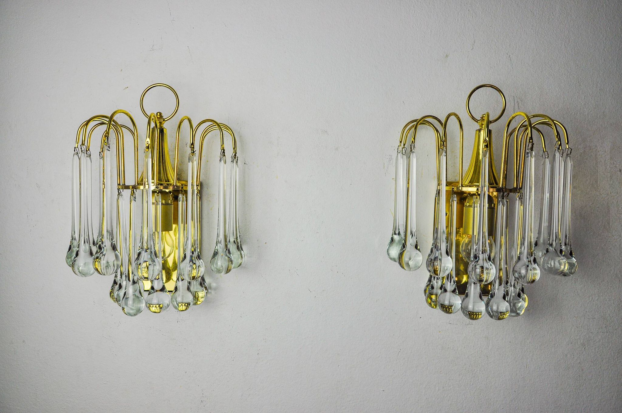 Pair of Venini "drops" wall lights, 2 levels, murano glass, Italy, 1970