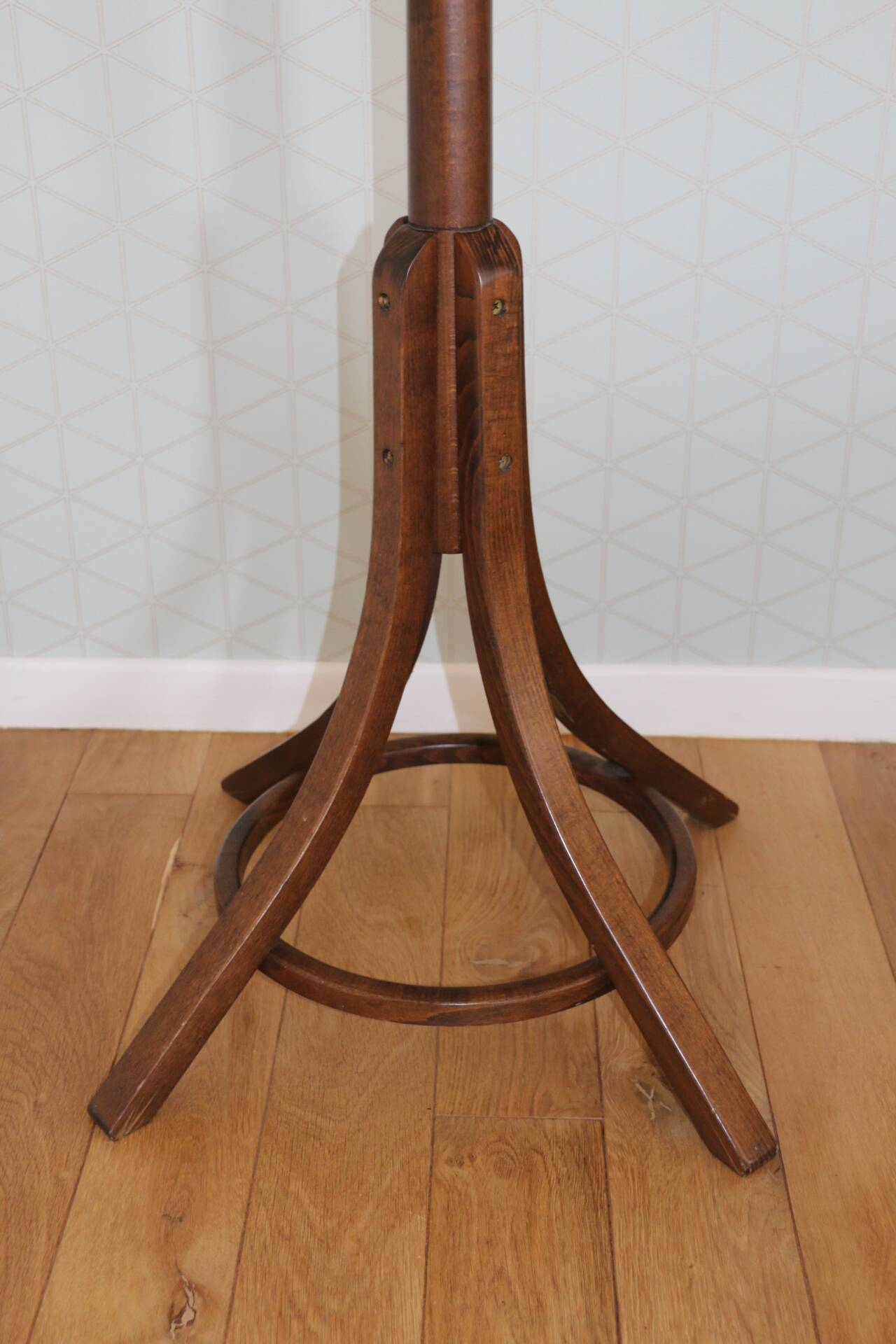 Baumann parrot coat rack simple dark beech