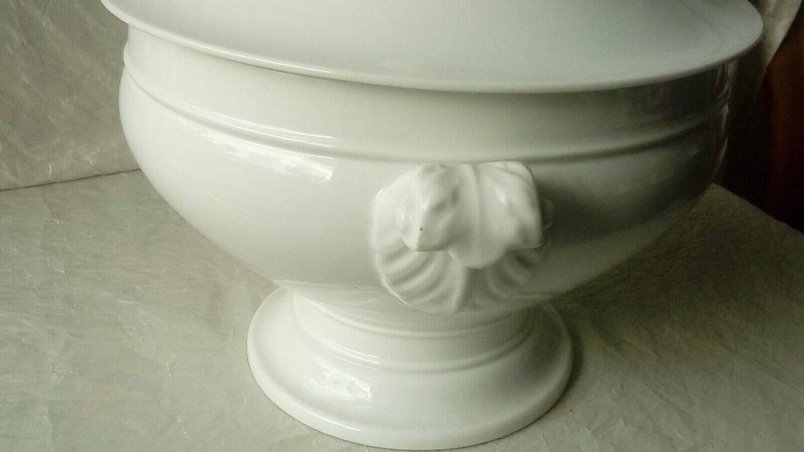 Paris white porcelain tender table early 20th century