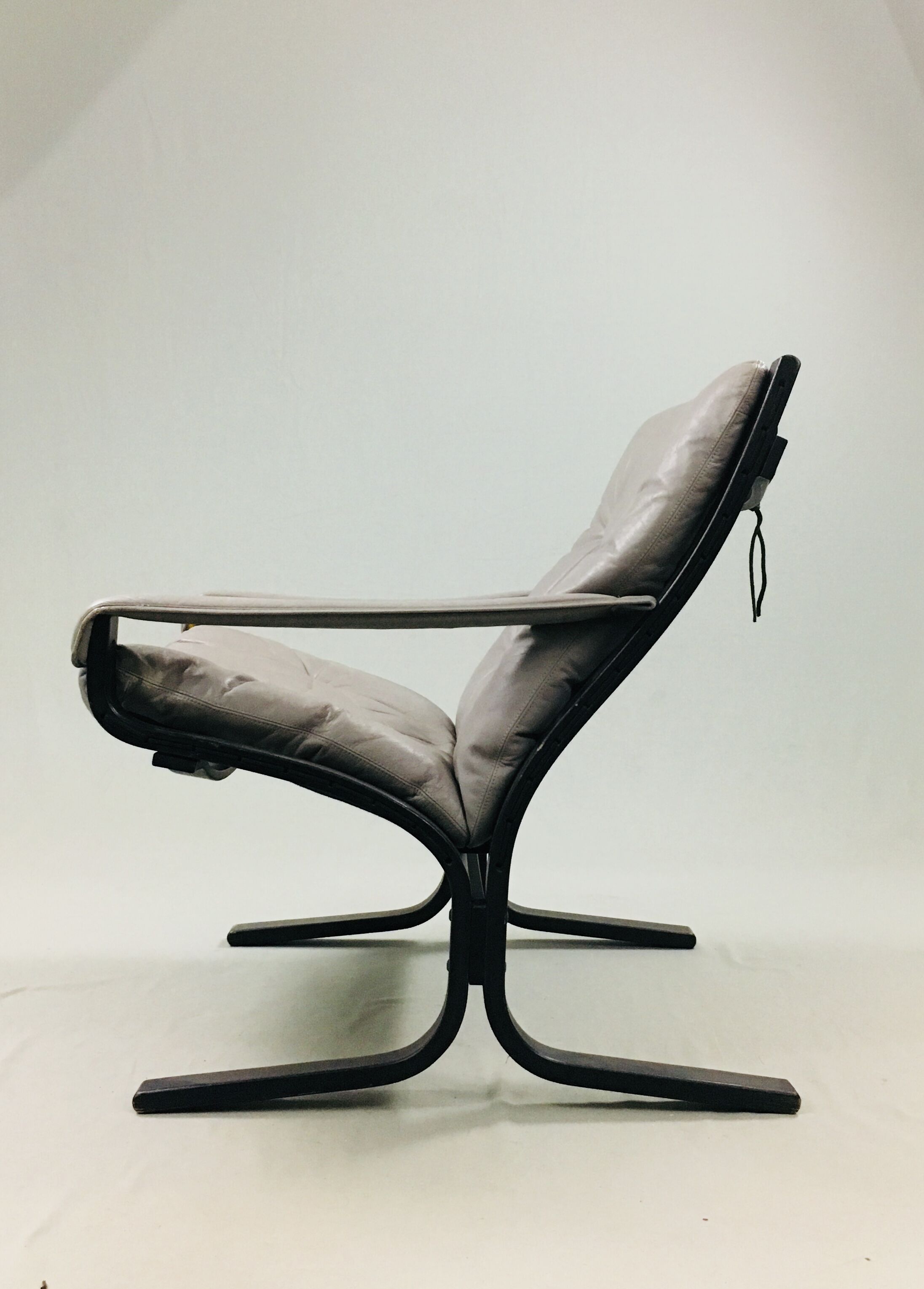 Pair of armchairs "Siesta" gray of Ingmar Relling to Westnofa