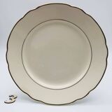 6 Antique Dinner Plates Stamped “Villeroy & Boch”.