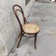 Chaise bistrot ancienne en bois courbé modèle18  Thonet