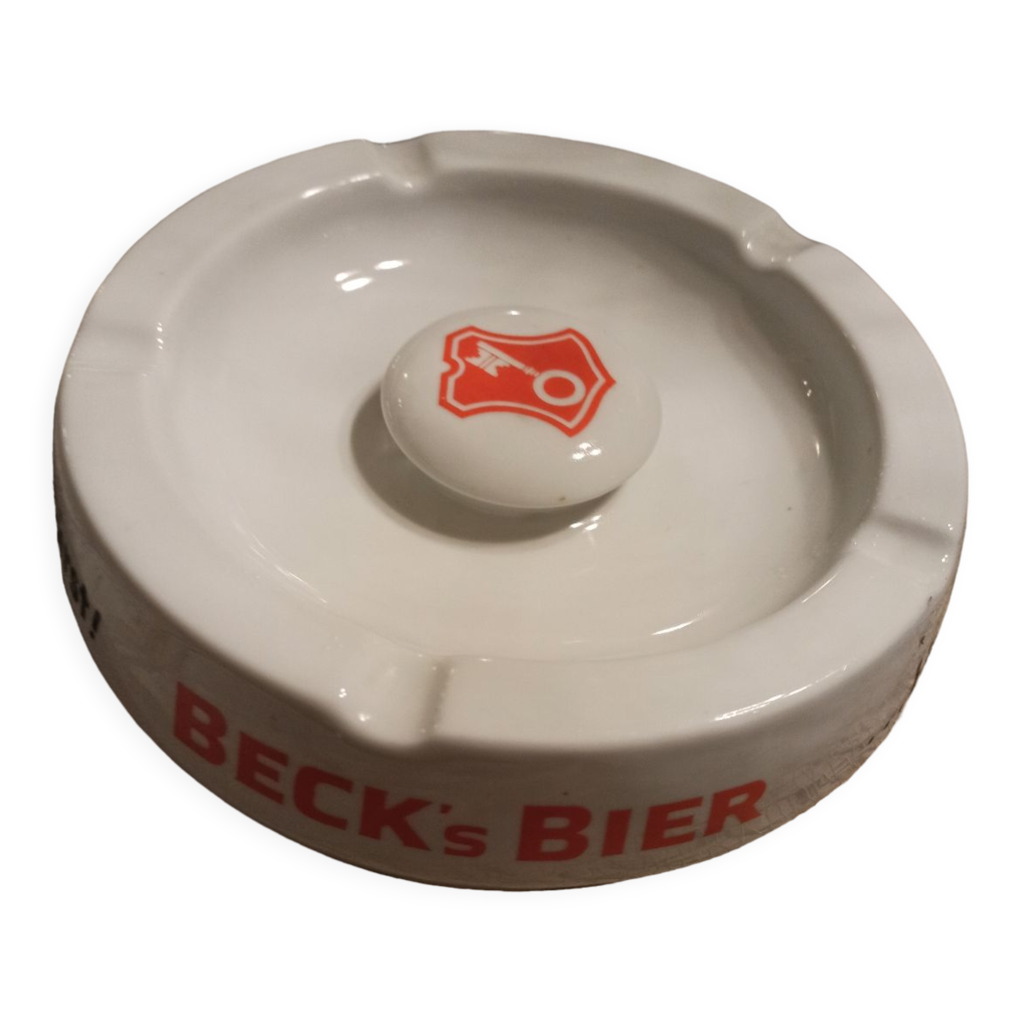 Ashtray beaks and bier