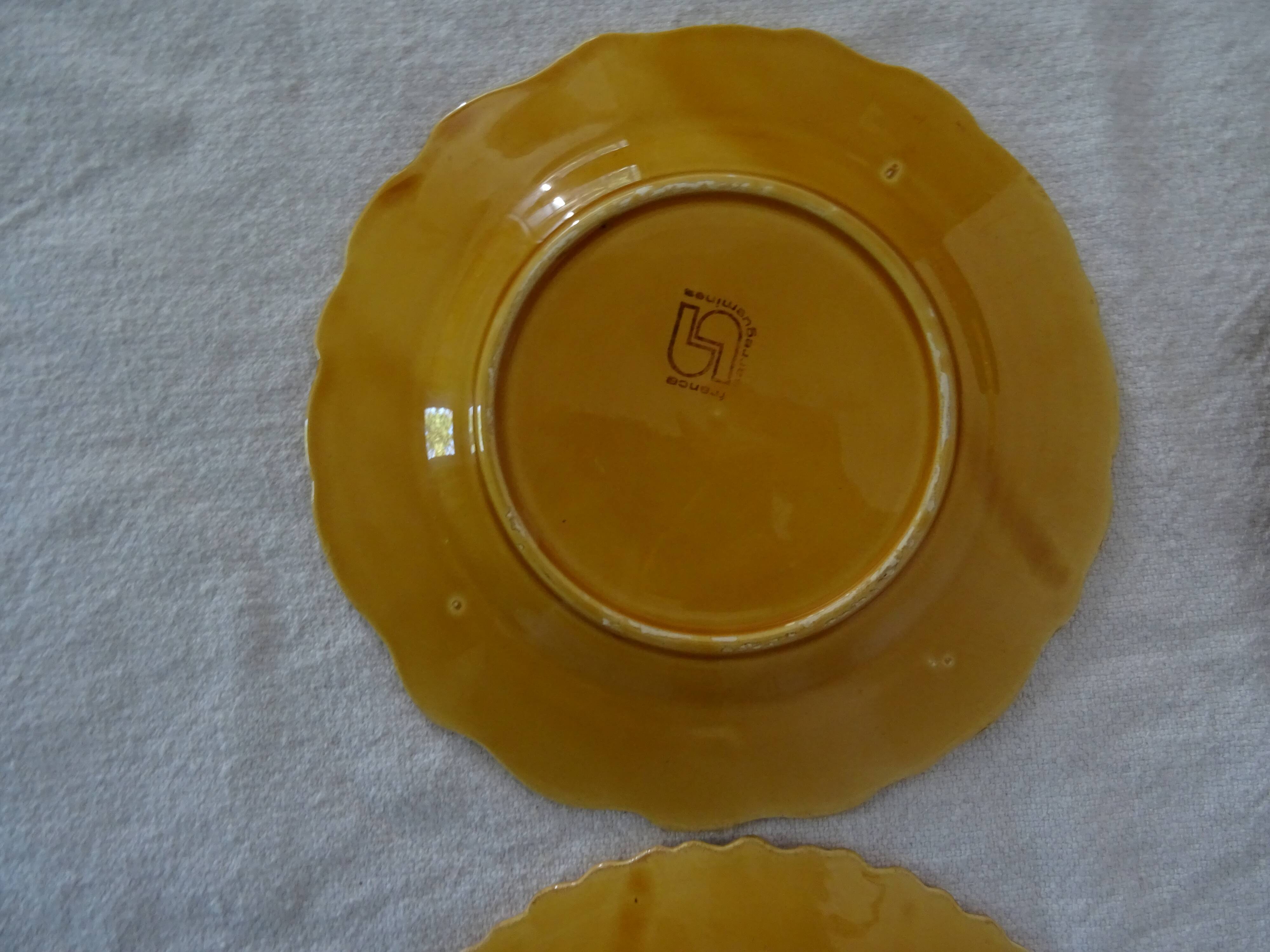 Dessert set salad bowl and 6 plates 541023 fruits barbotine sarreguemines