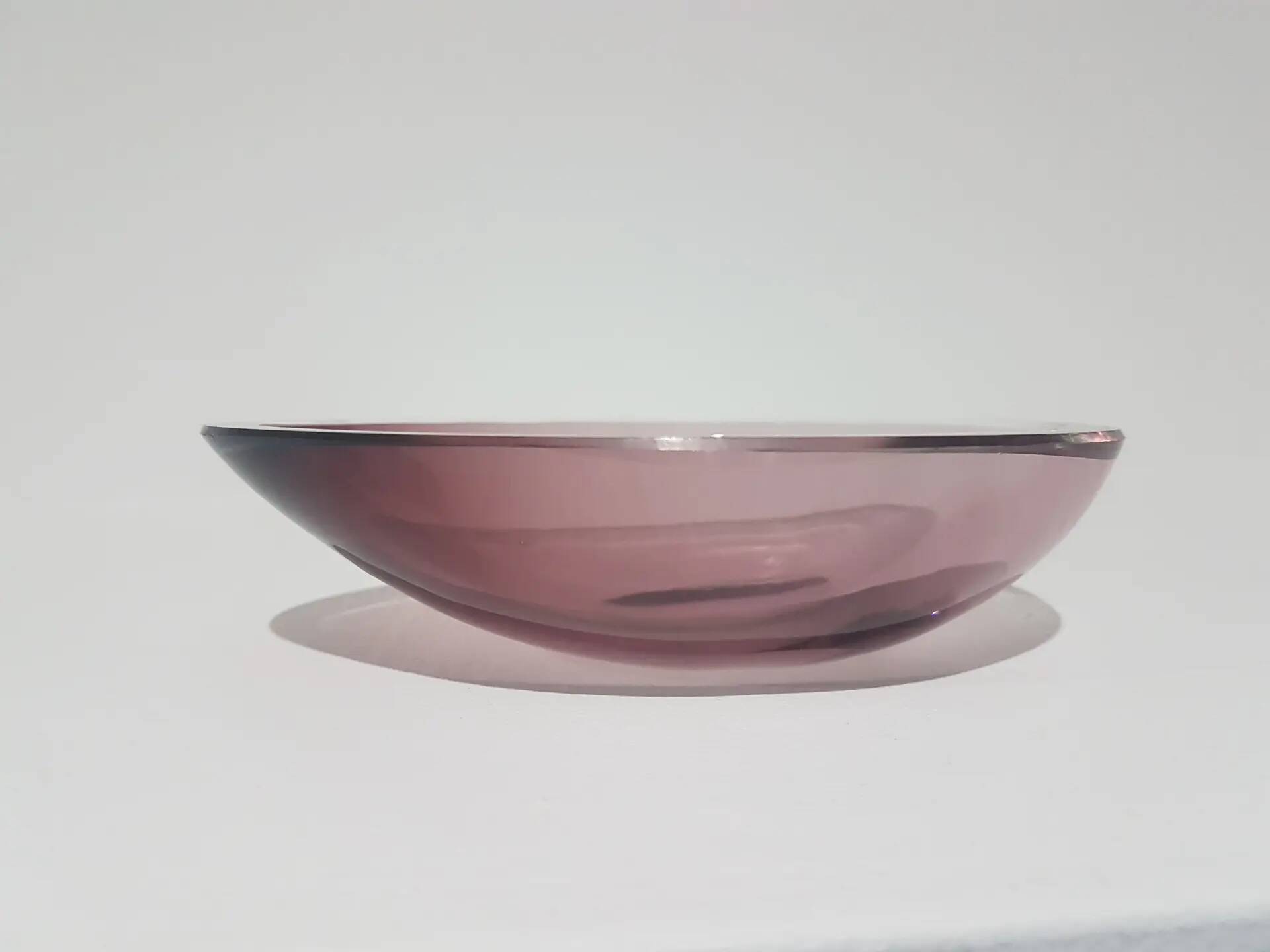 Decorative bowl, pink-purple, glass, designed by A. F. Gangkofner, Hessengl