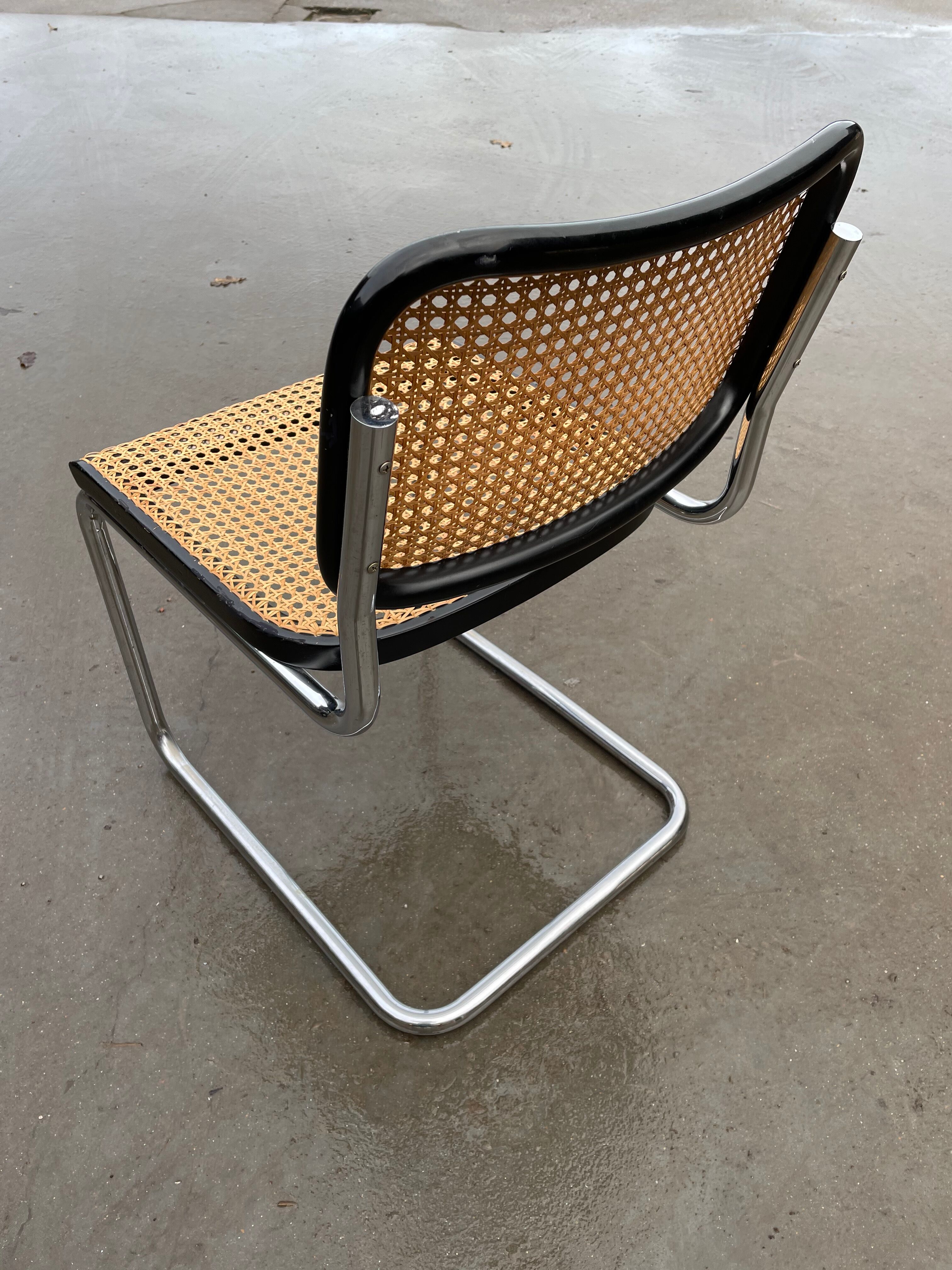 Cesca design chair b32 model in black and chrome