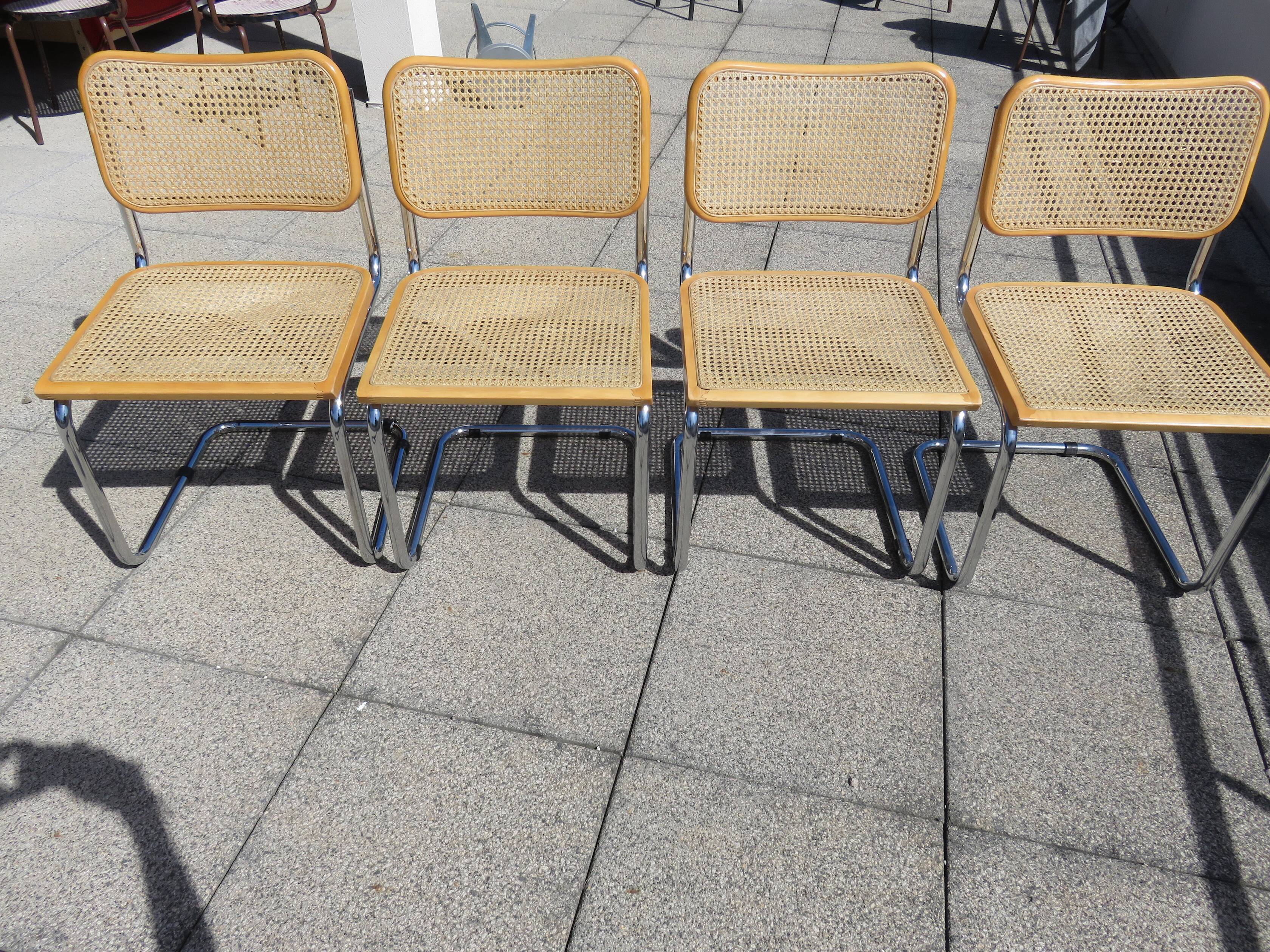 Lot de 4 chaises Marcel Breuer Cesca modèle b32