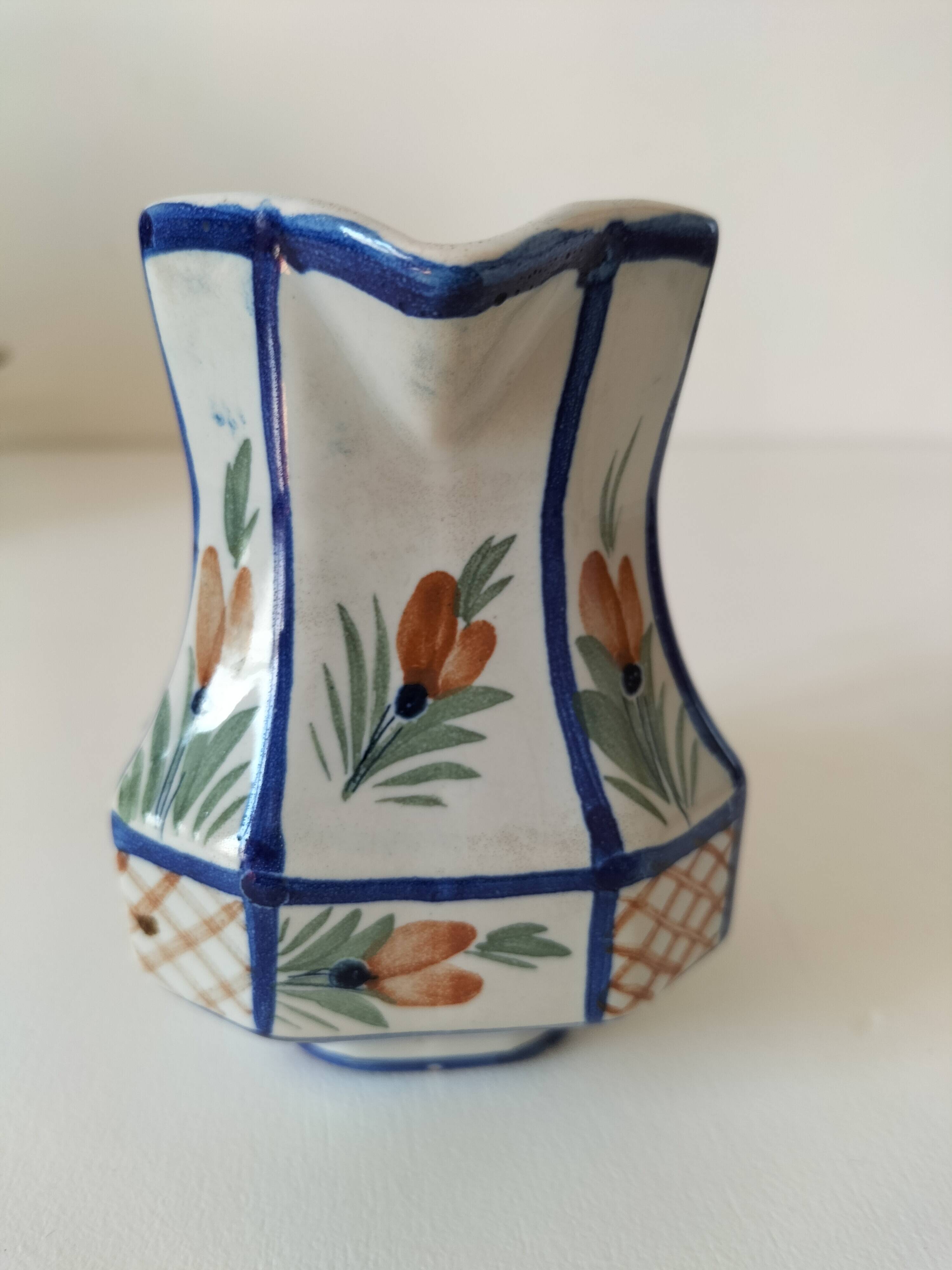 HB Quimper creamer – traditional Breton decor, hand-painted