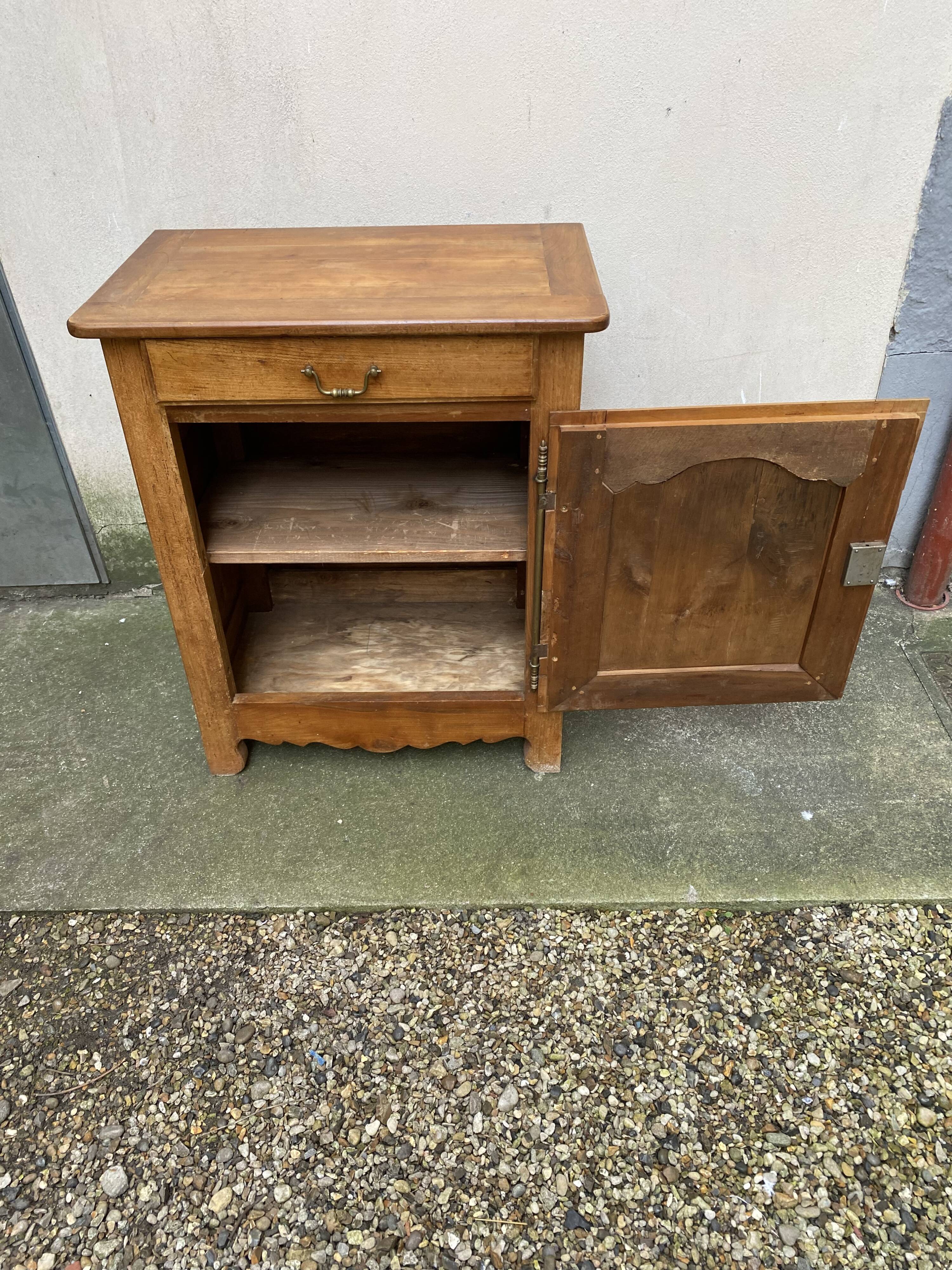 Cherry wood jam cupboard with 1 door and 1 drawer