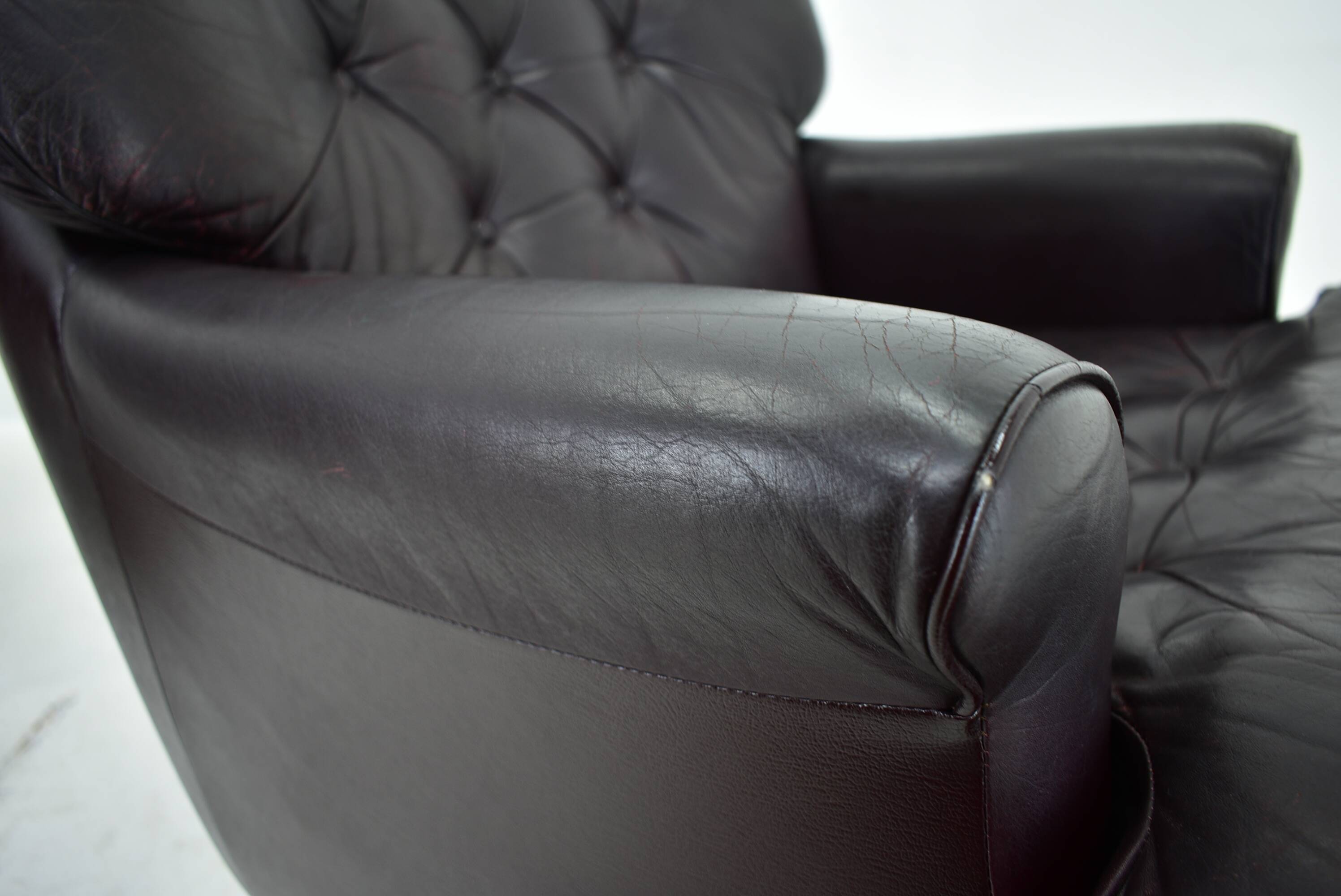 Design, Scandinavian, leather armchairs by Peem, 1970s, Finland