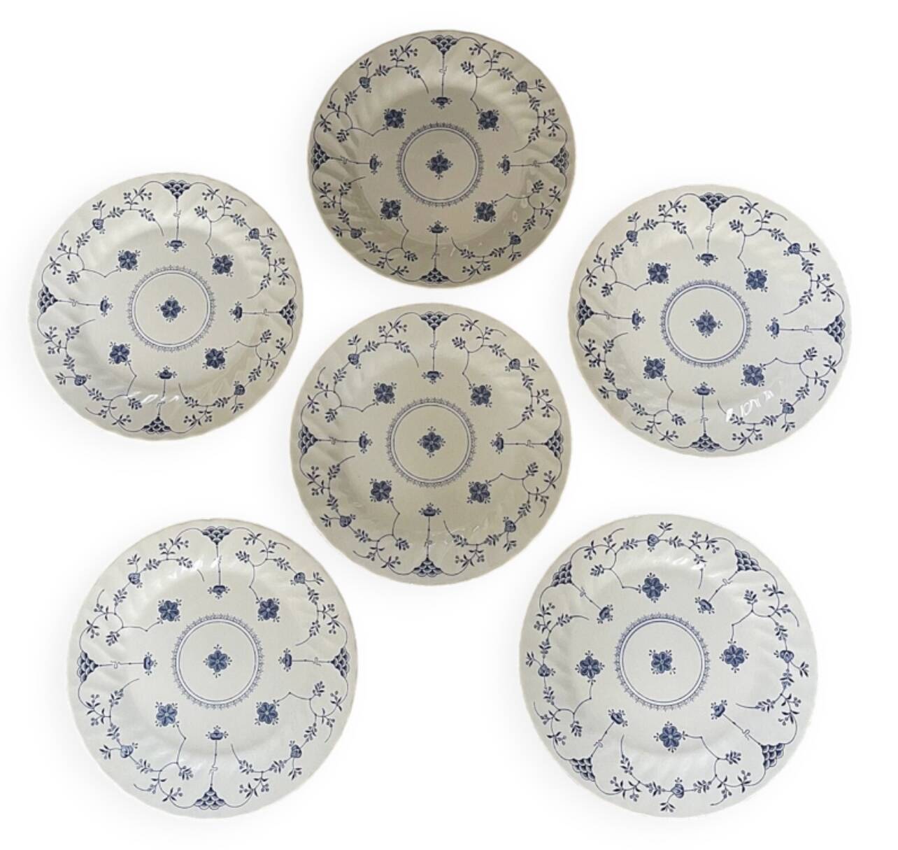 6 flat plates in English porcelain