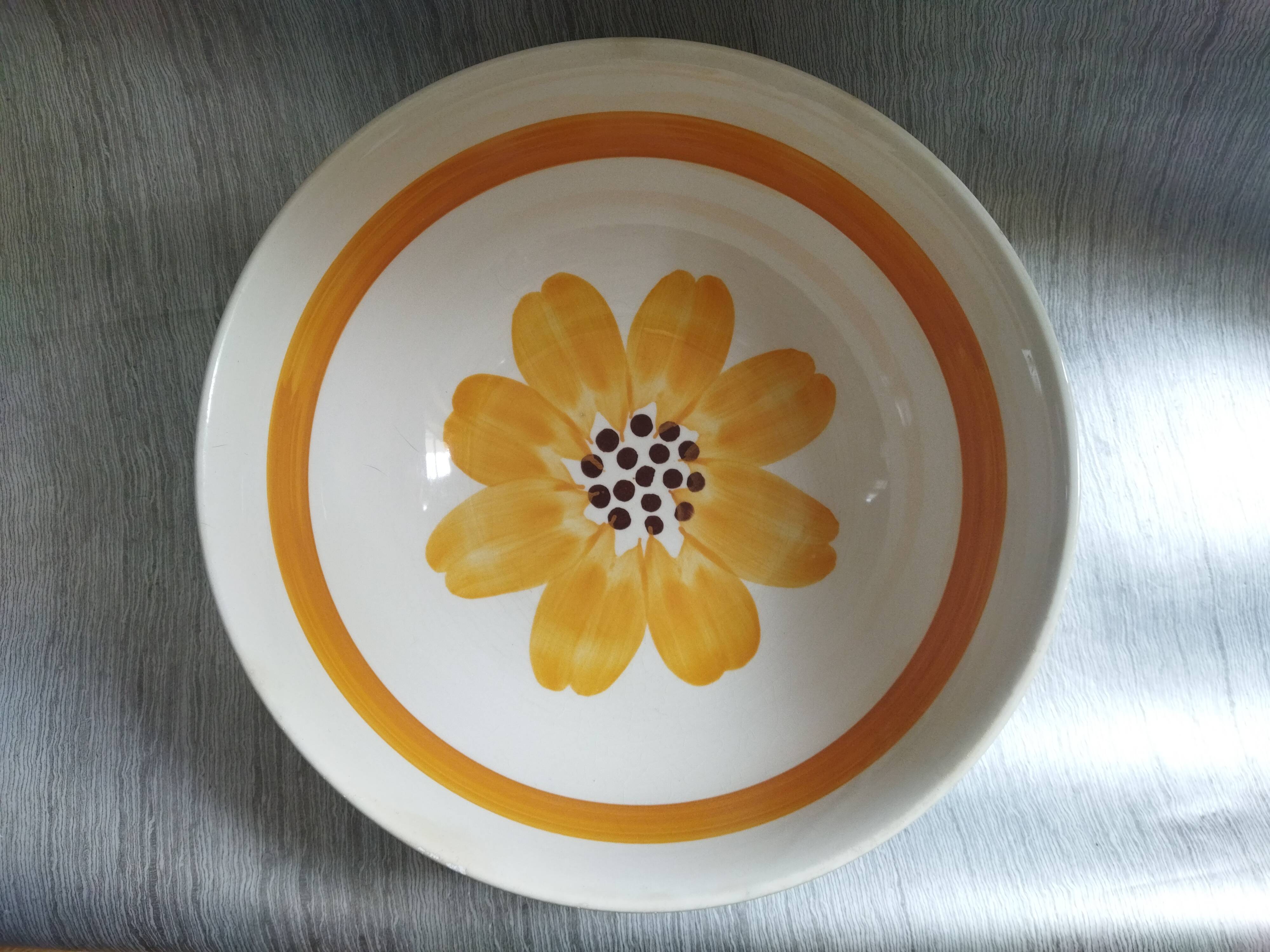 Vintage salad bowl