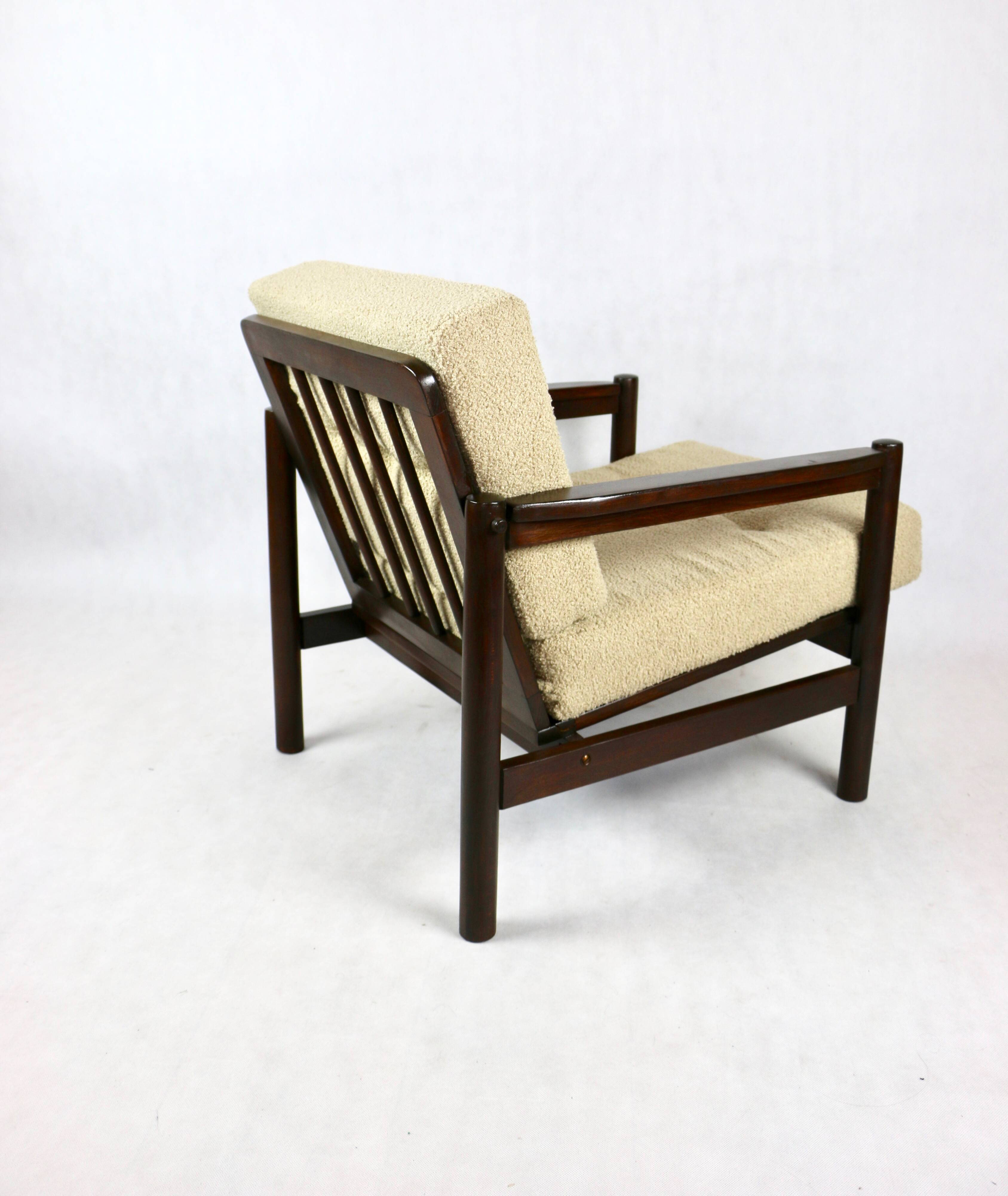 Vintage Boucle Armchair in Beige, 1970s