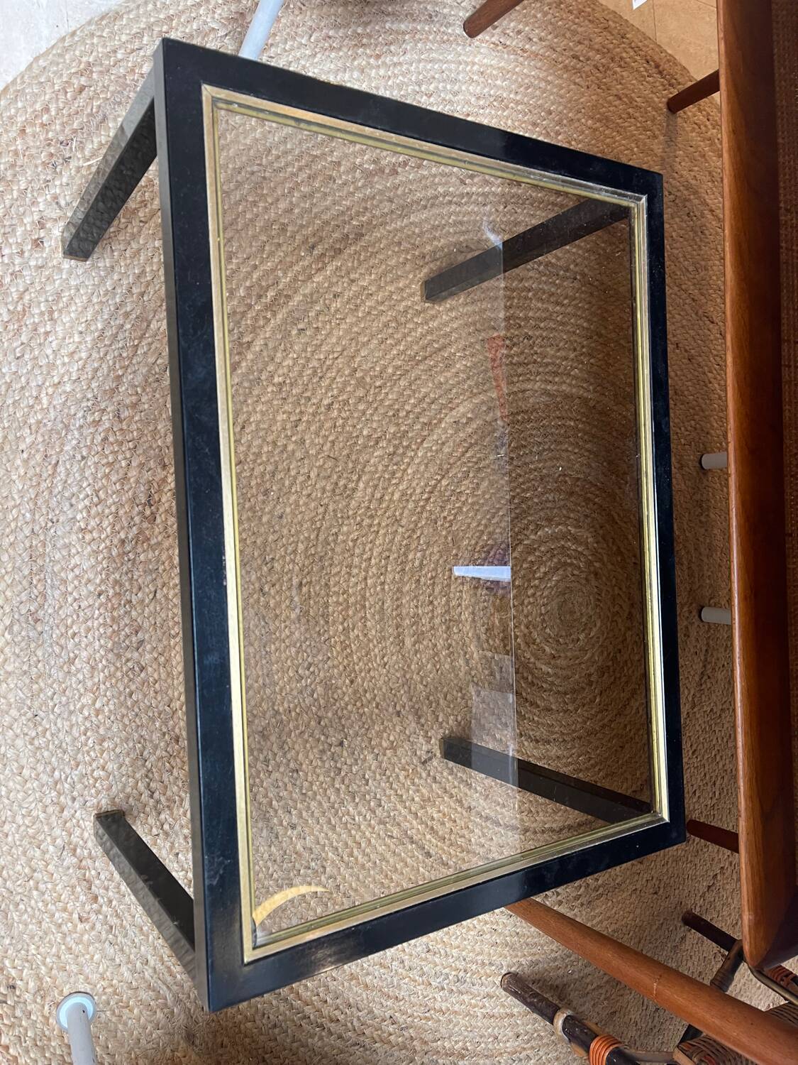 Table d’appoint verre et métal noir et or, 1970