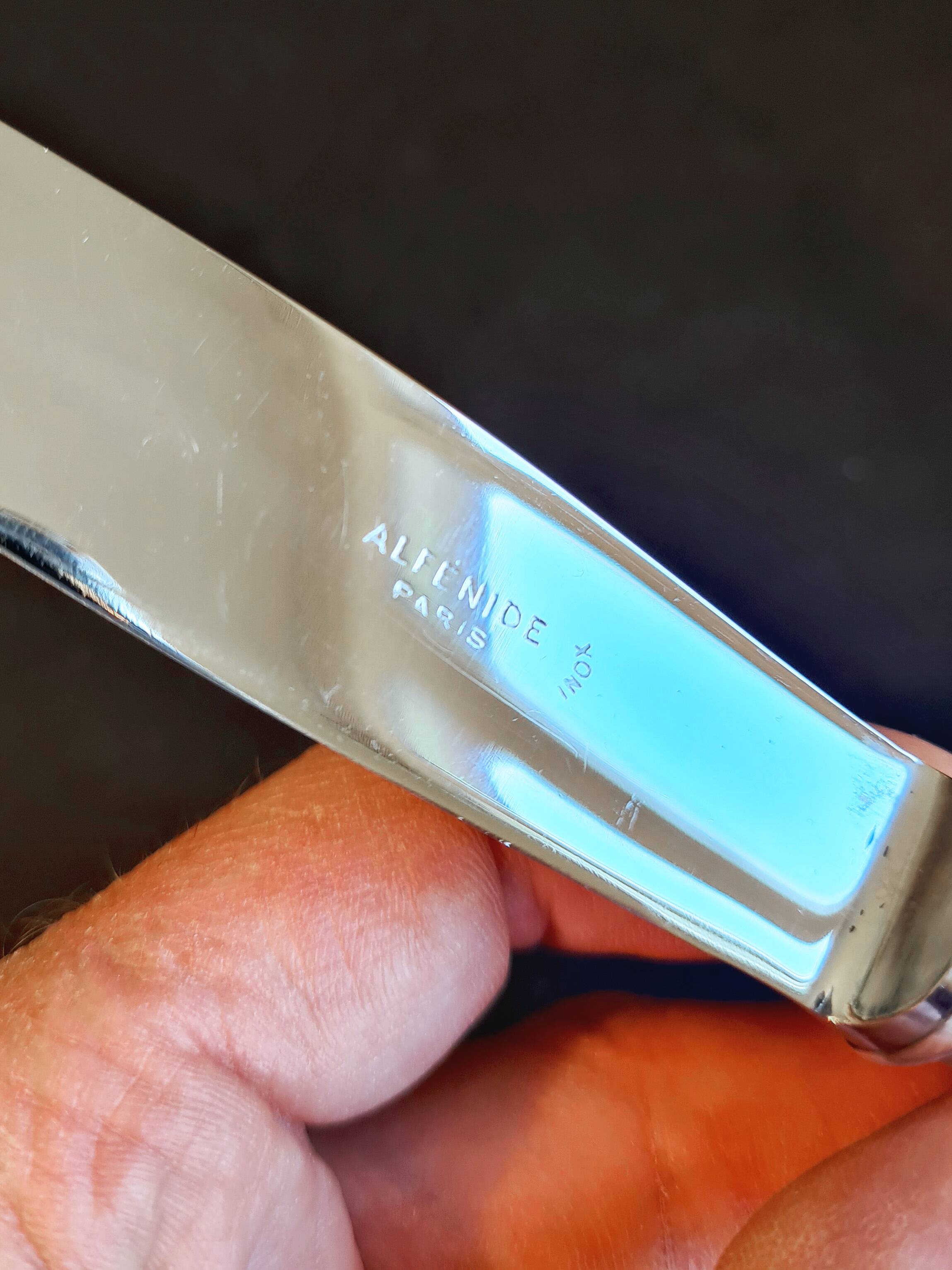 Duo of Christofle knives, "Tosca" model, in Alfenide