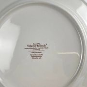 Set of 6 flat plates Villeroy & Boch, burgundy/purple rim, 20th century.