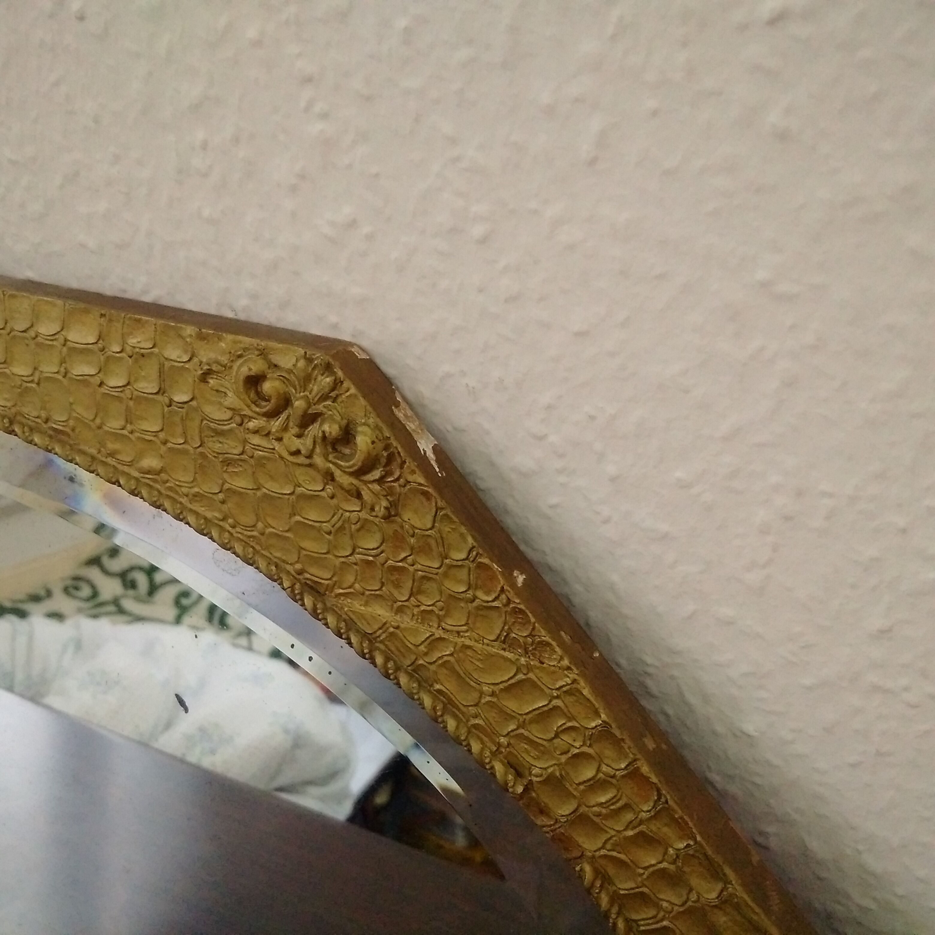 Old oval mirror - 71x40cm