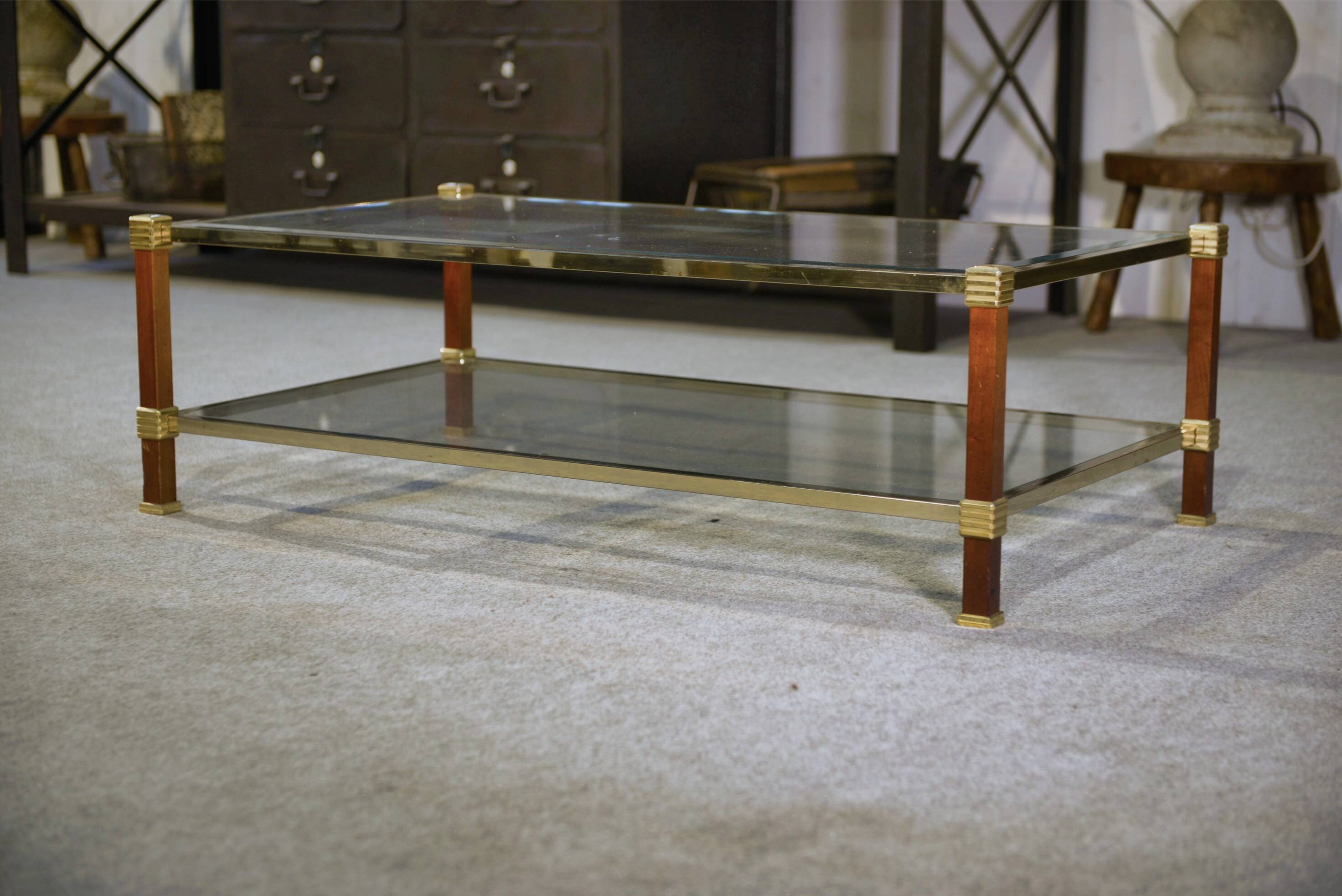 Table basse dans le goût de Pierre Vandel 1970’s