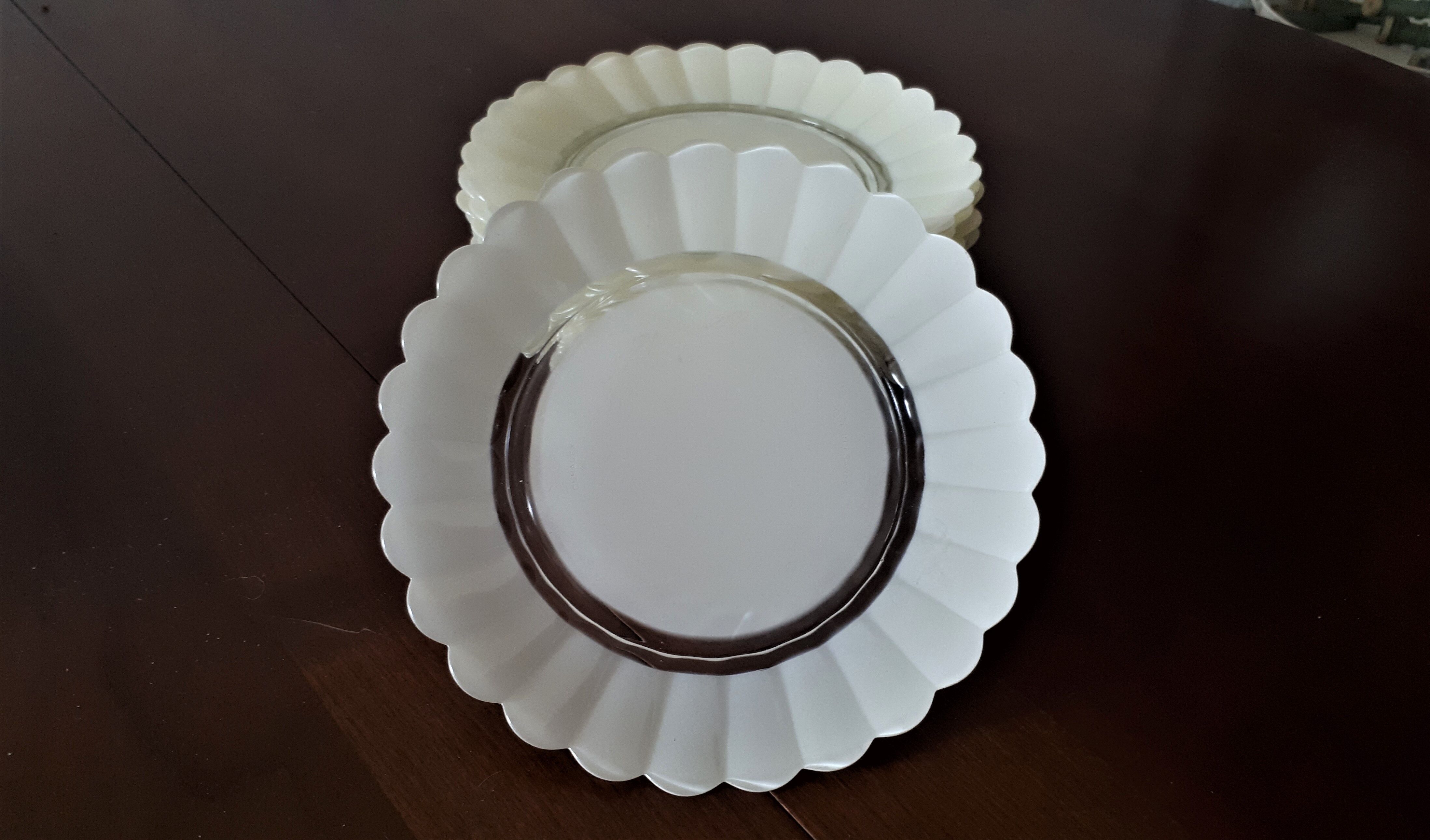 Set of 6 DURALEX glass dessert plates