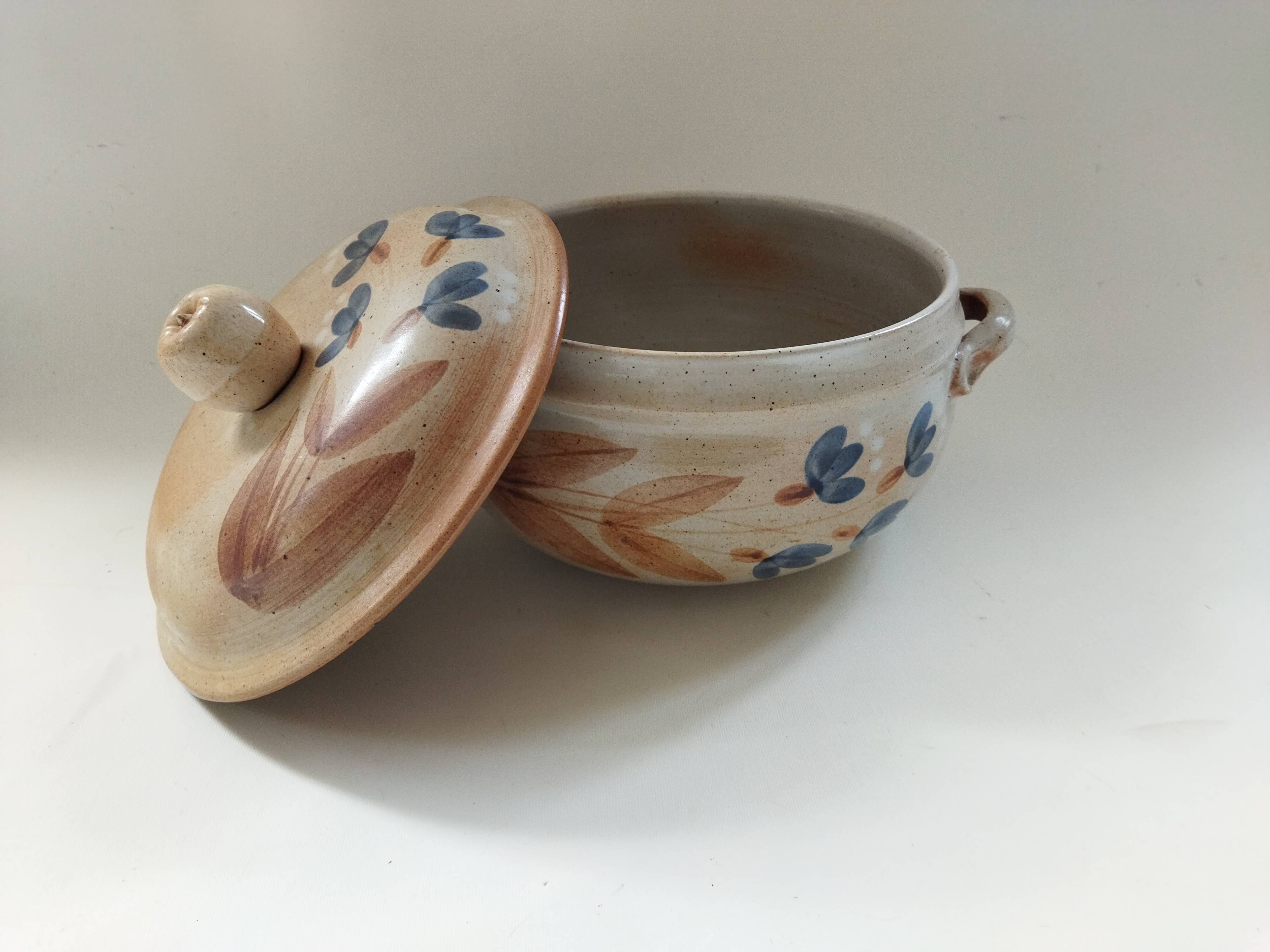 Marais stoneware vegetable bowl