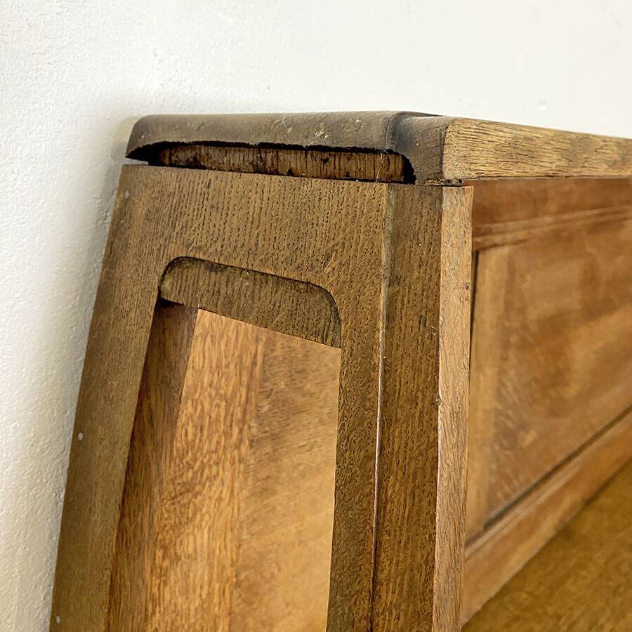 1930s restaurant server