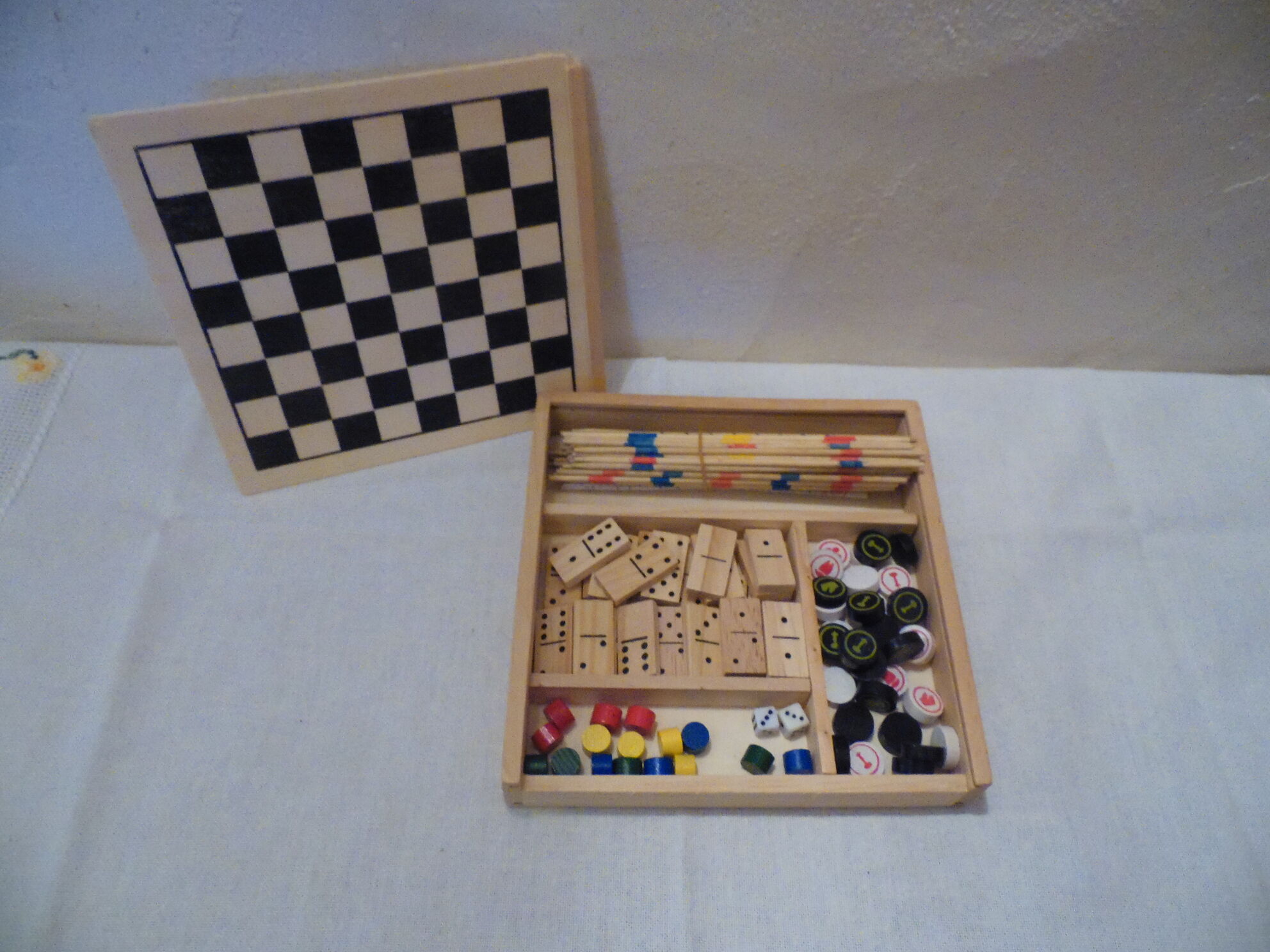 Multiple games wooden box