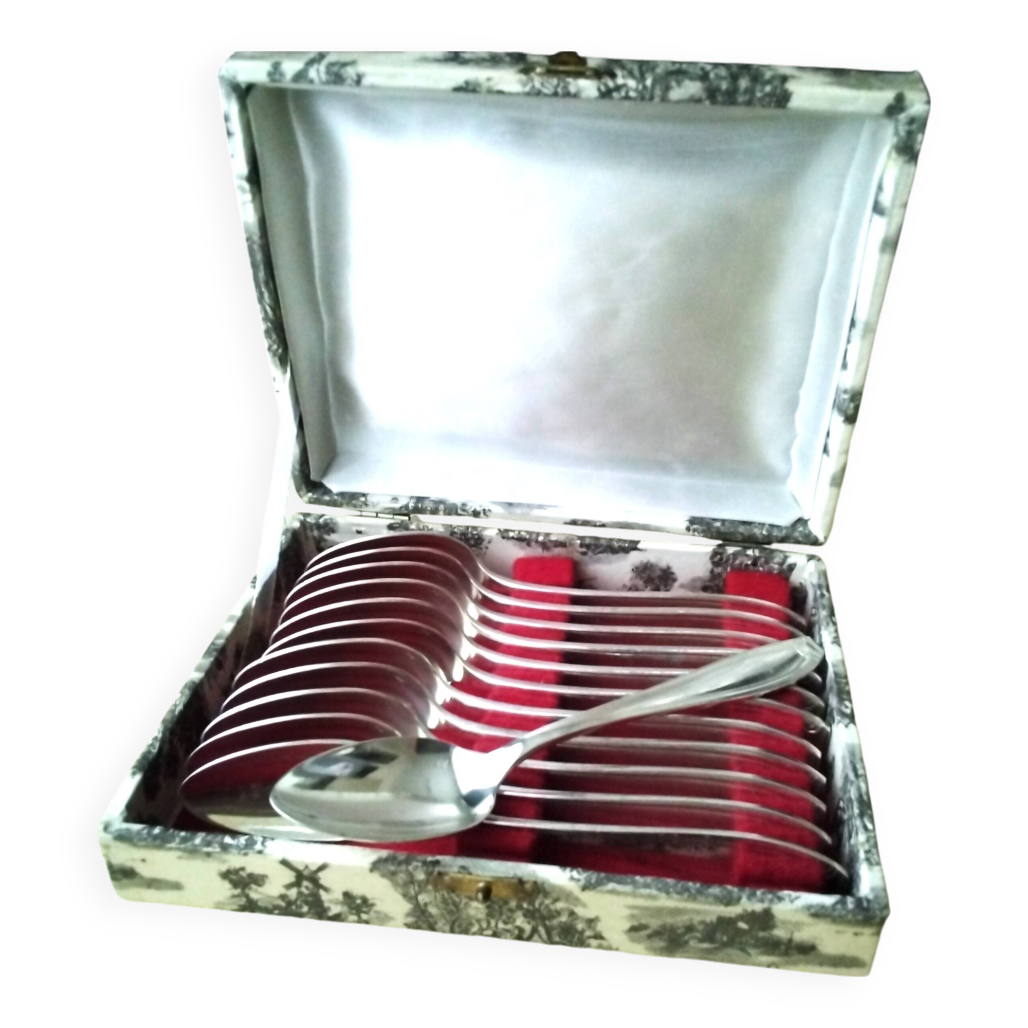 Set of 12 silver-plated metal teaspoons 18G