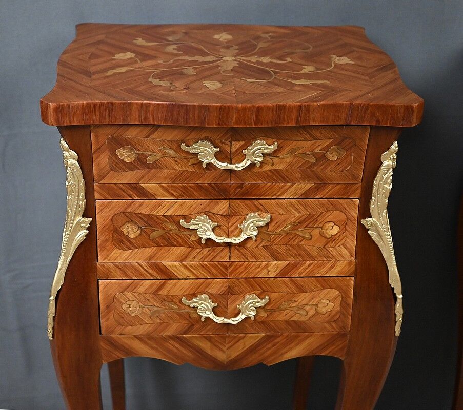 Pair of bedside tables in marquetry, Louis XV style – Mid 20th century