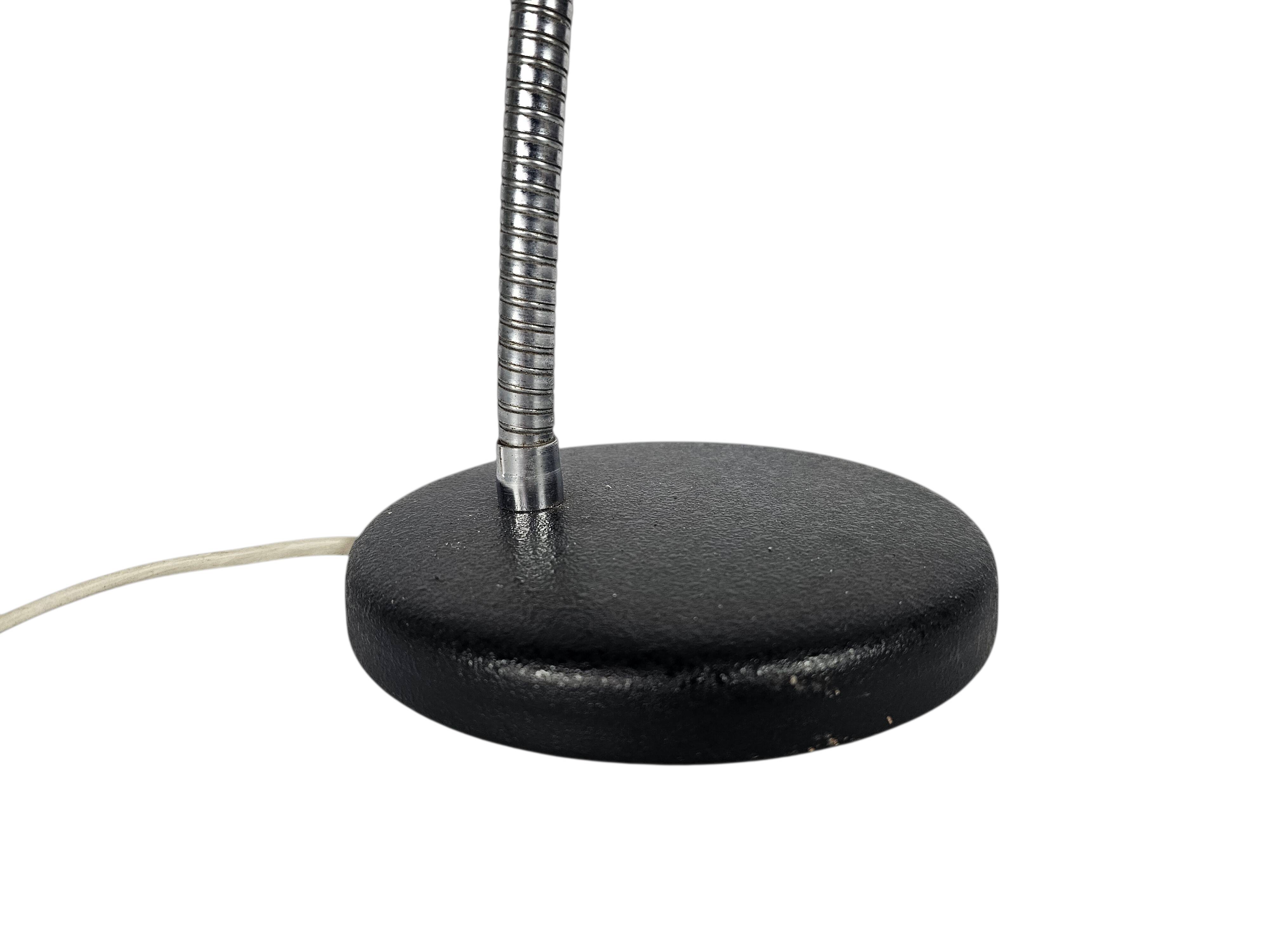 'Big Eye' table lamp - American - magnifying lamp - flexible neck - 3rd qua