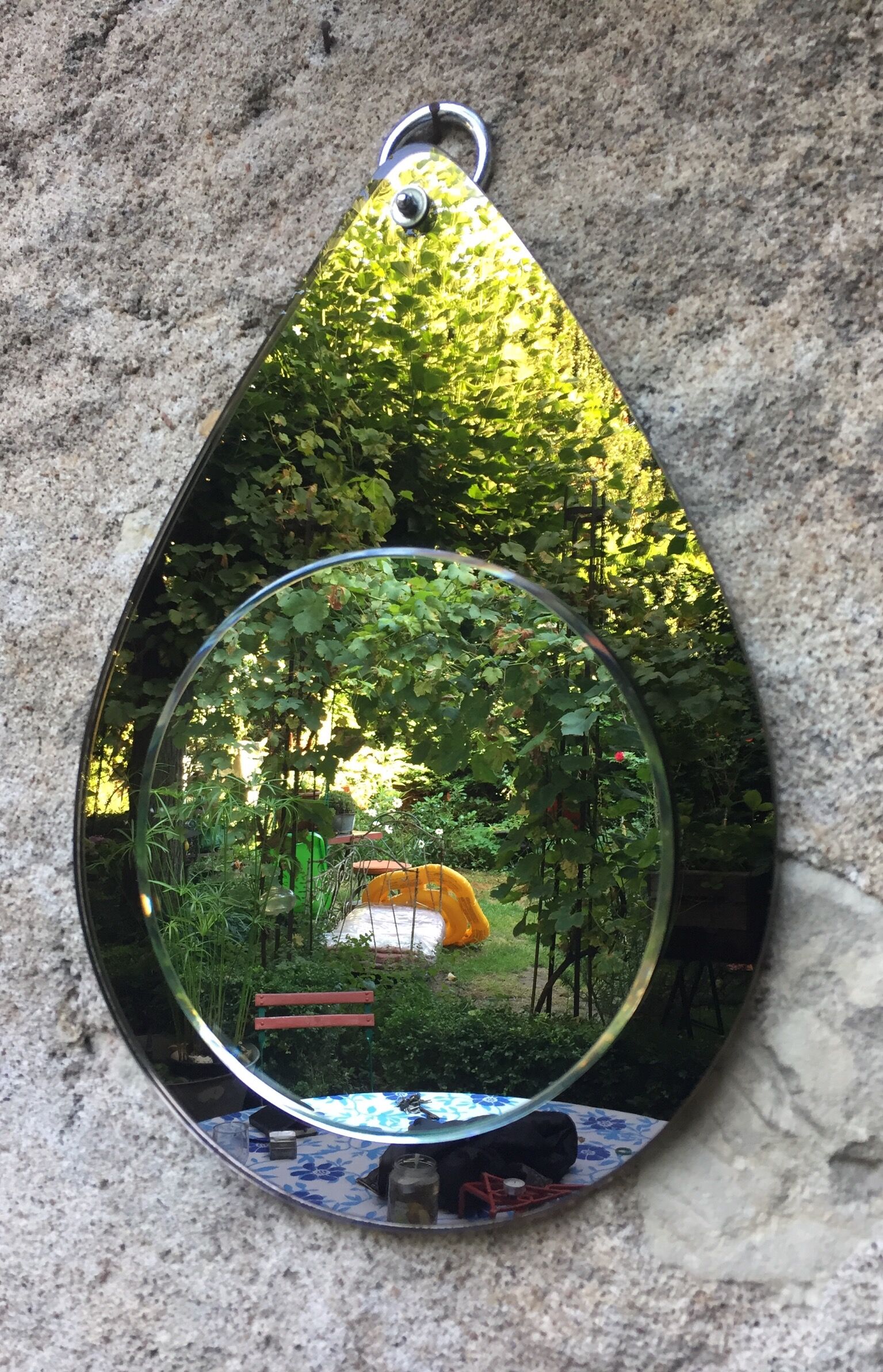 Double mirror shades shaped water drop 42 x 30 cm