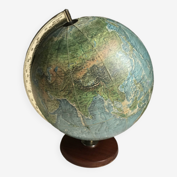 Globe terrestre vintage.