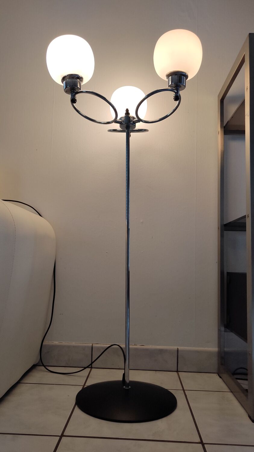 Minimalist floor lamp 1970