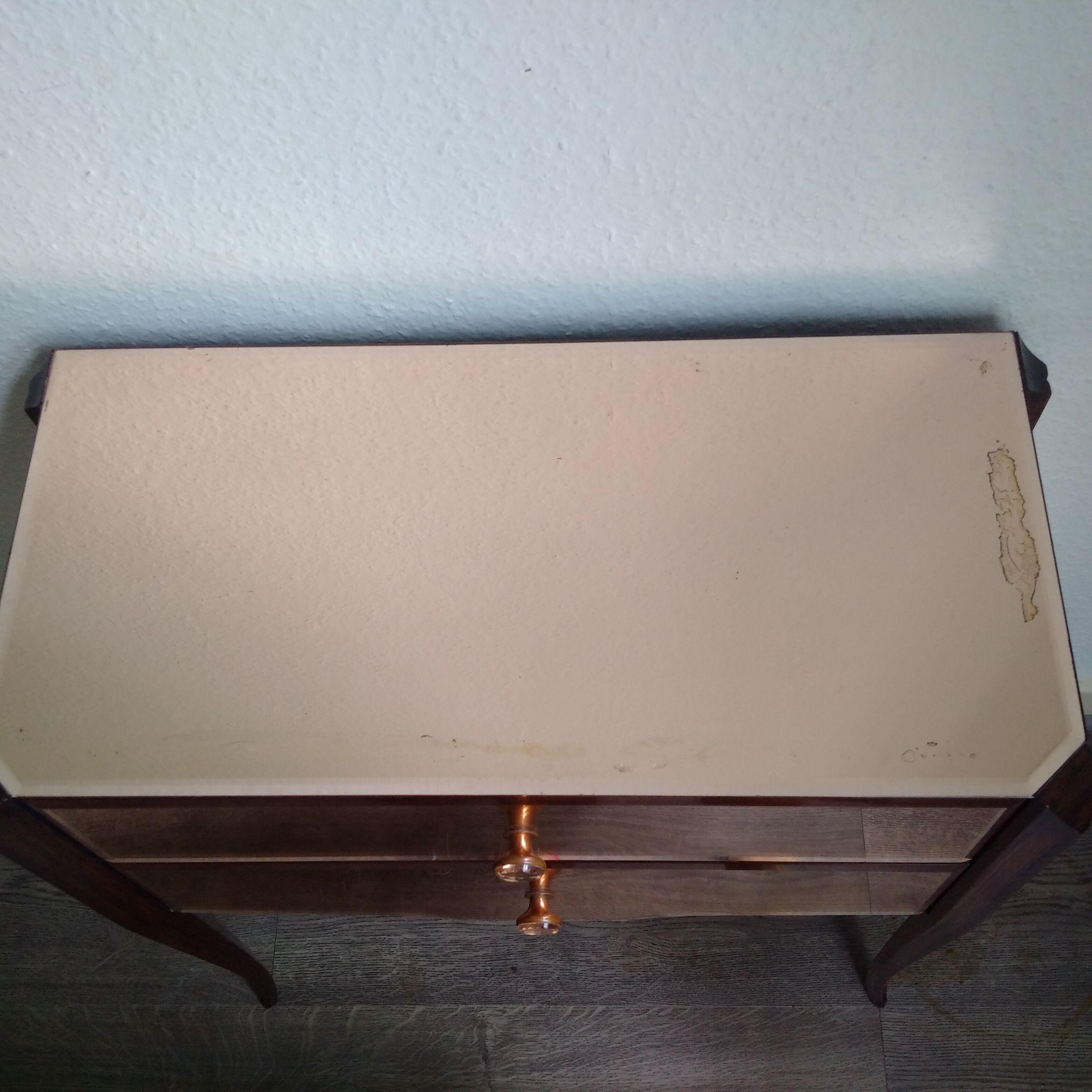 Vintage mirror pink dresser years 50