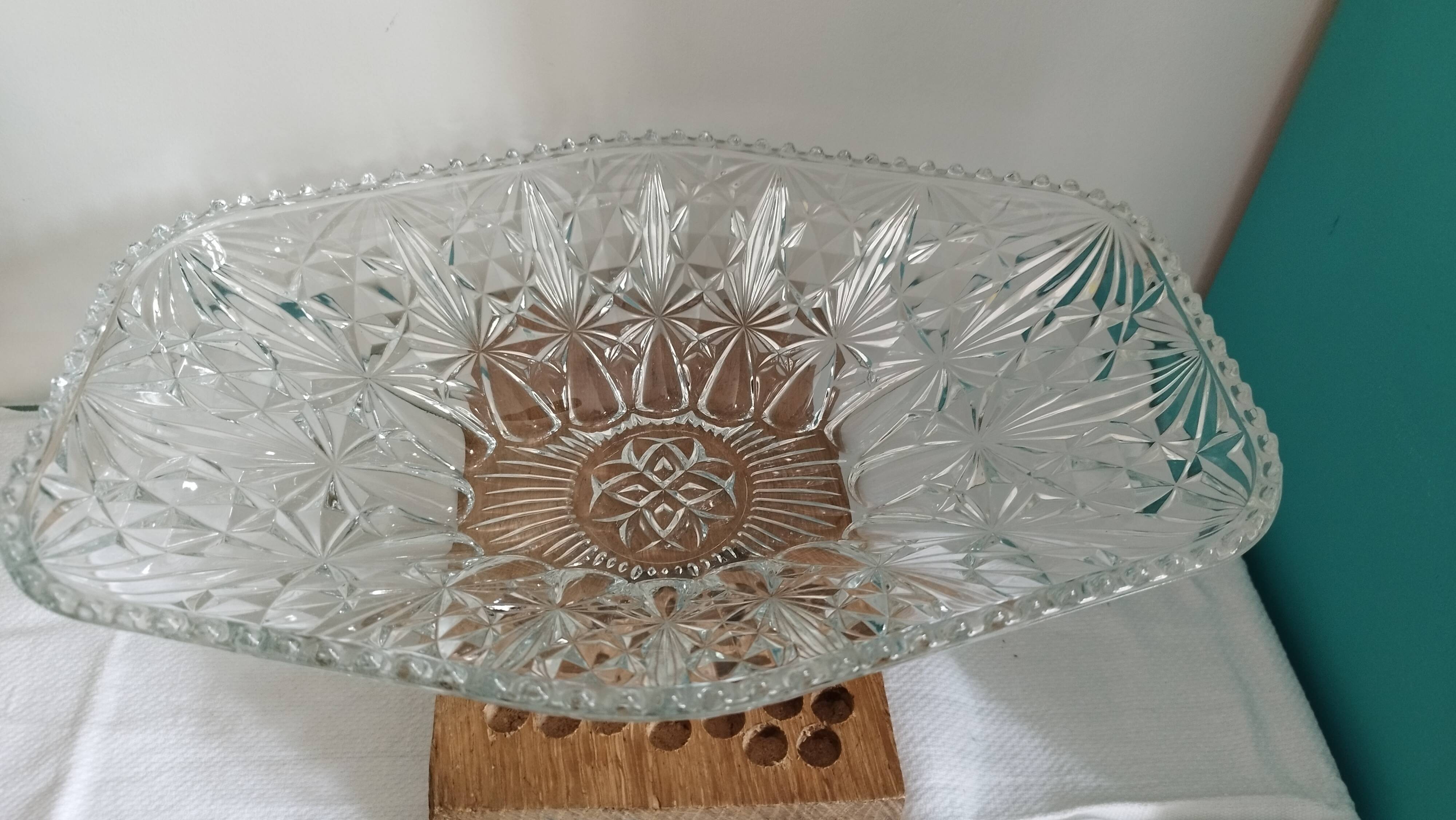 Vintage 70s fruit basket