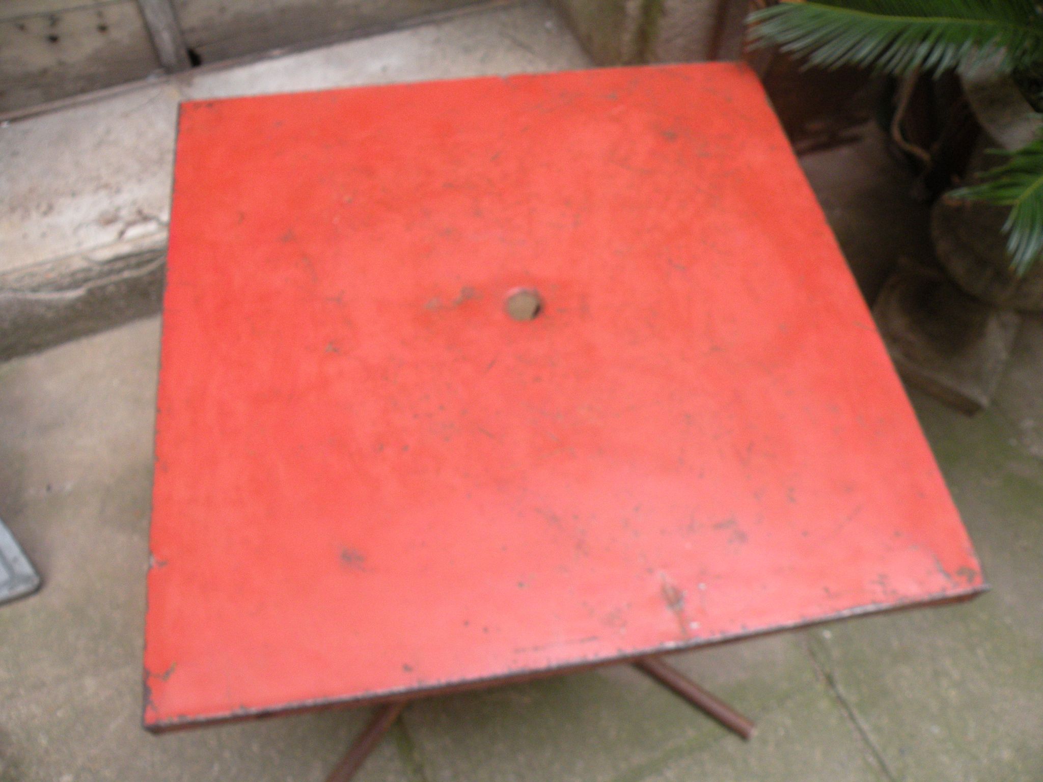 Table de bistrot, restaurant carré en métal année 1950,1960