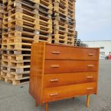 Vintage chest of drawers