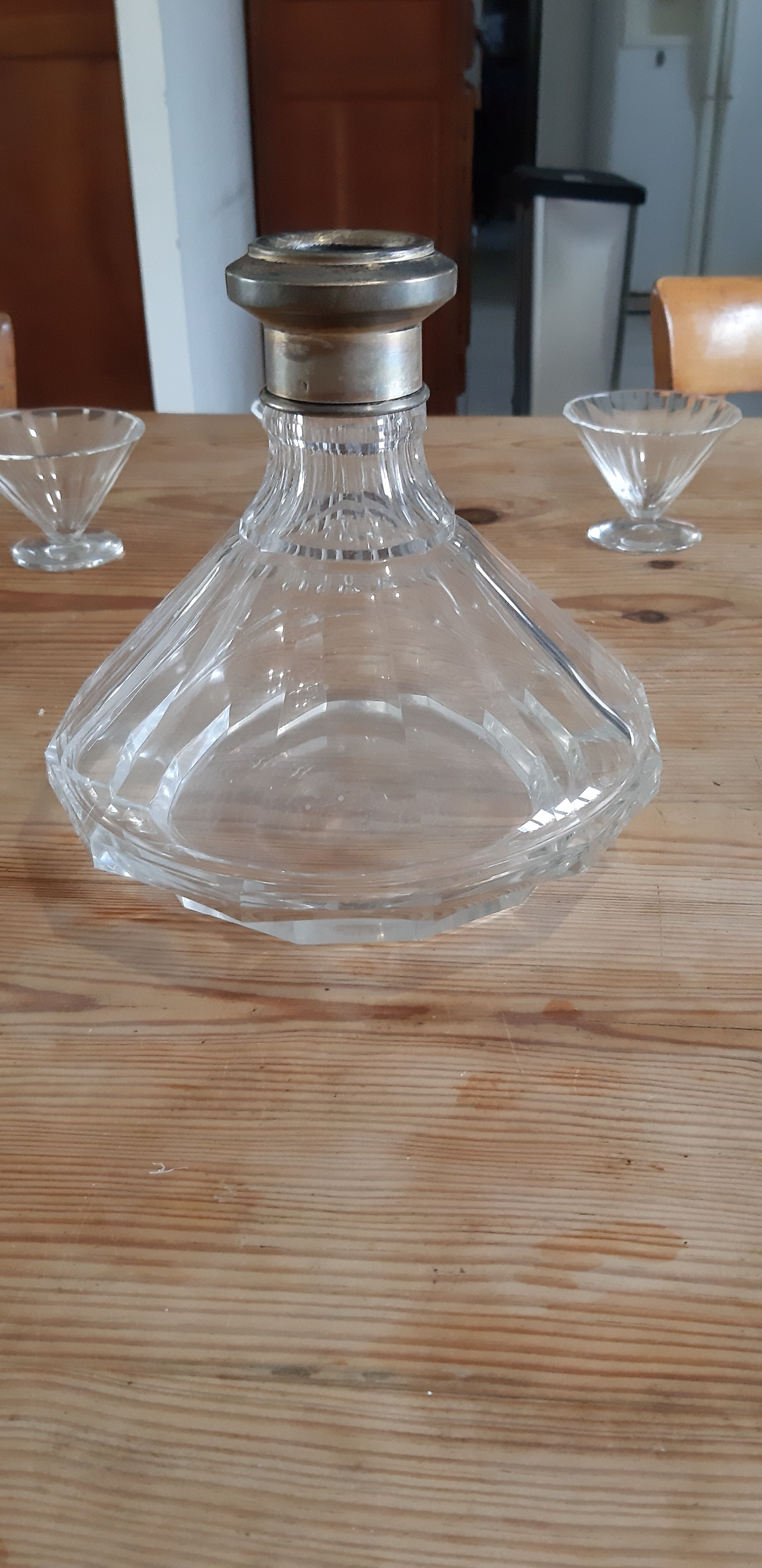 Art deco crystal liquor service