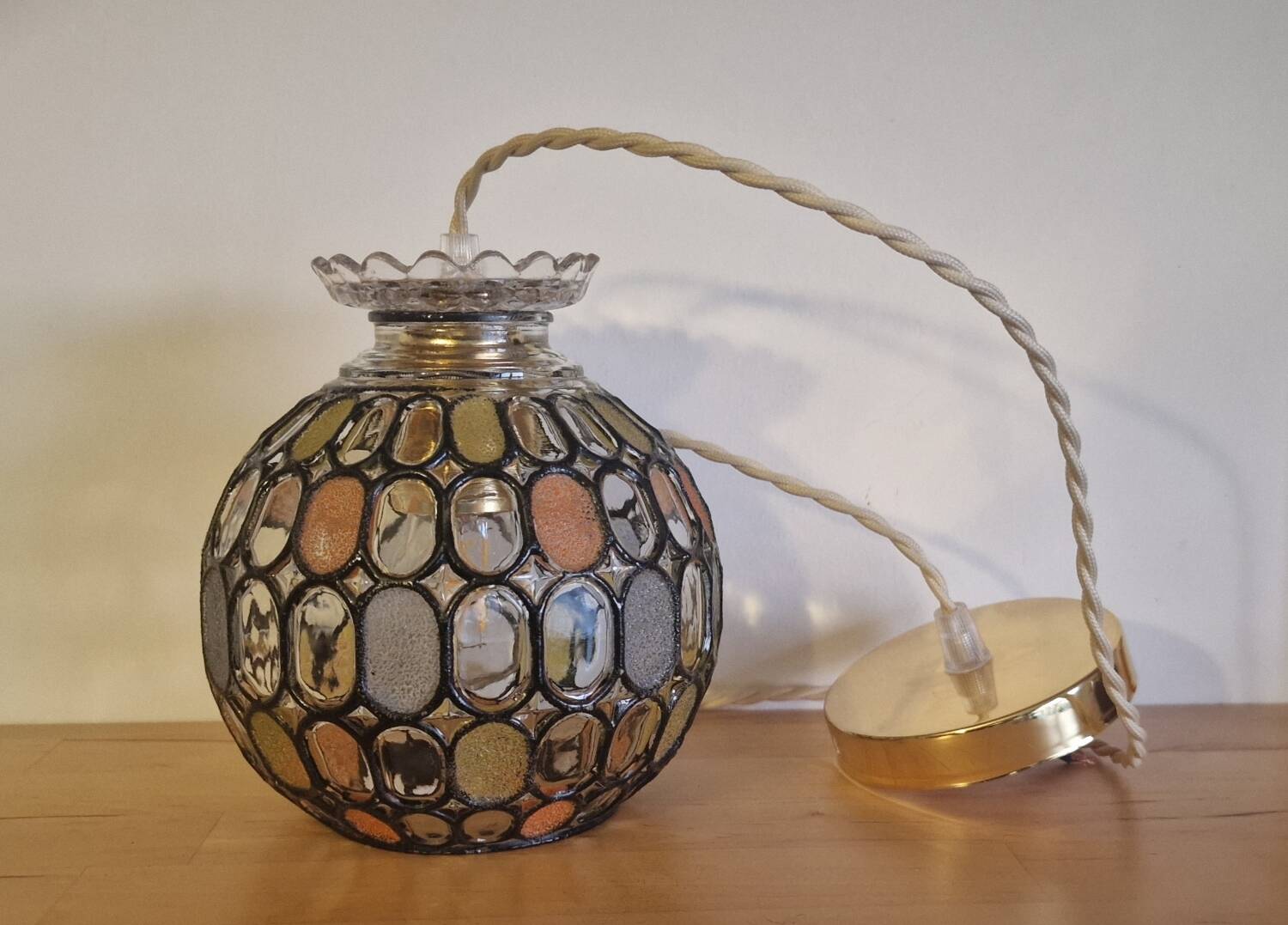 Vintage globe pendant light with stained glass effect