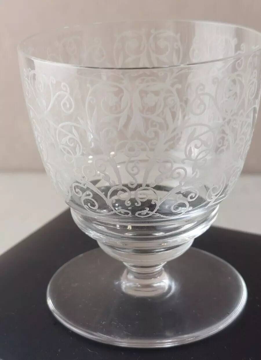 Lot of old small alcohol glasses, Lulli, in Baccarat crystal, signed