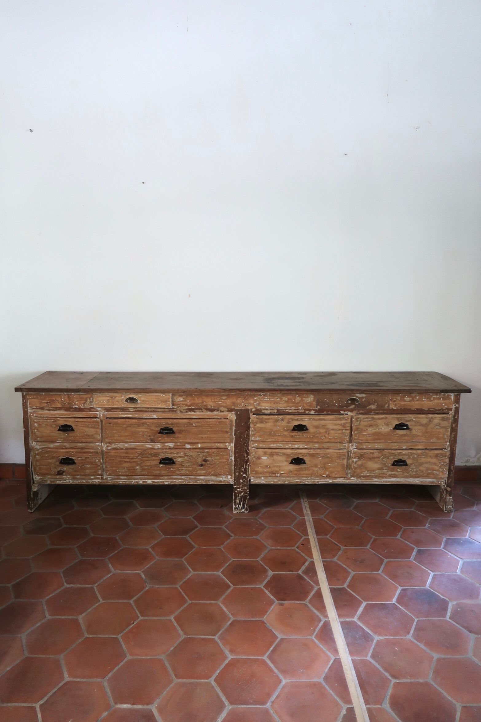 Meuble de métier comptoir en bois