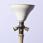 Lampadaire vintage en bois et en laiton Italie