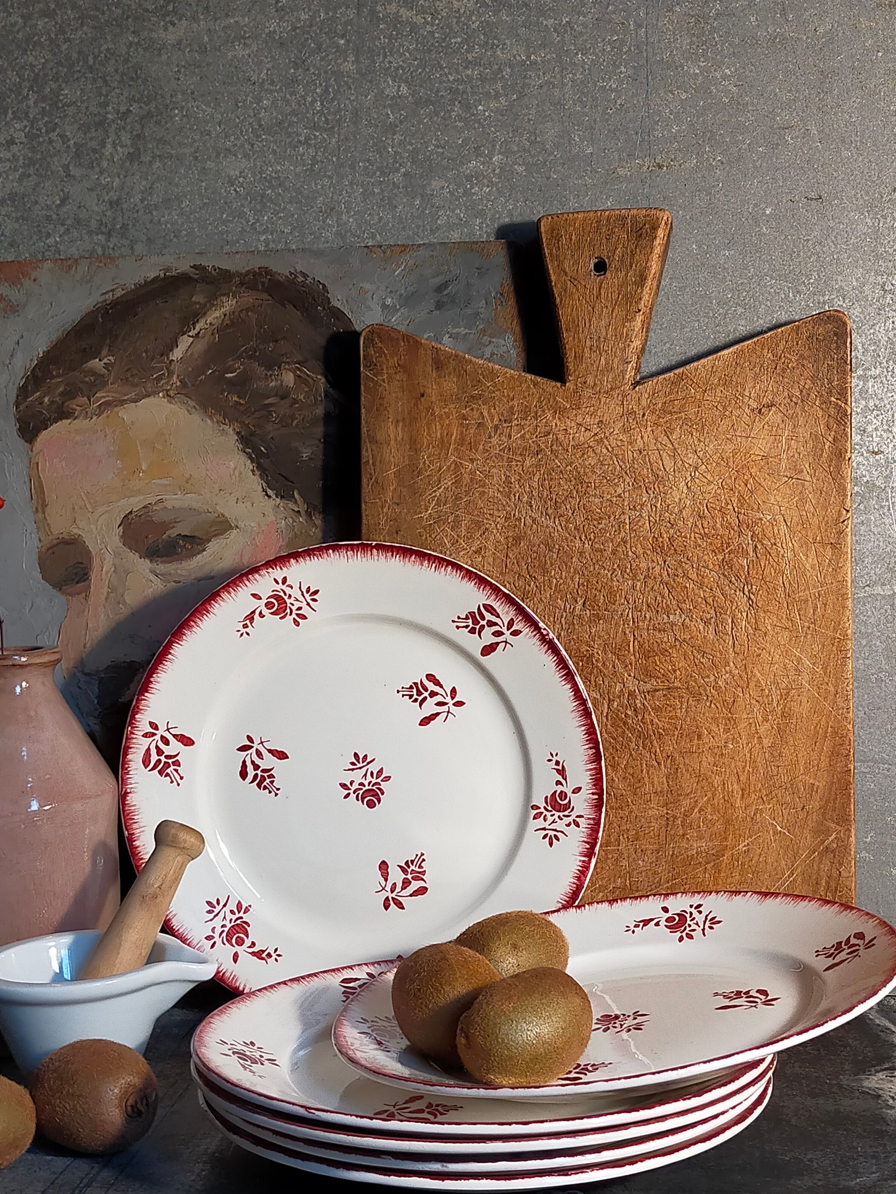 Cutting board in old solid wood
