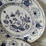 Trio of Castellania plates in Italian earthenware, vintage blue decoration