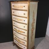 Skated dresser